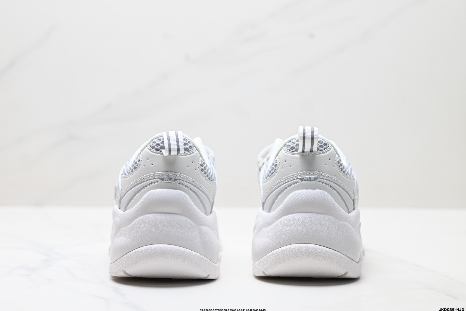 170 MLB Winner Chunky Mask 百搭舒适休闲潮流运动厚底增高防滑耐磨 低帮凉鞋 3ASDW0153-Chinese UA Cheap High Quatity Brand Clothes Bags handbags Sneakers wholesale wholesaler seller from China Factory suppliers Fashion Clothing Shoes best Quality Beautiful Price 170 MLB Winner Chunky Mask 百搭舒适休闲潮流运动厚底增高防滑耐磨 低帮凉鞋 3ASDW0153