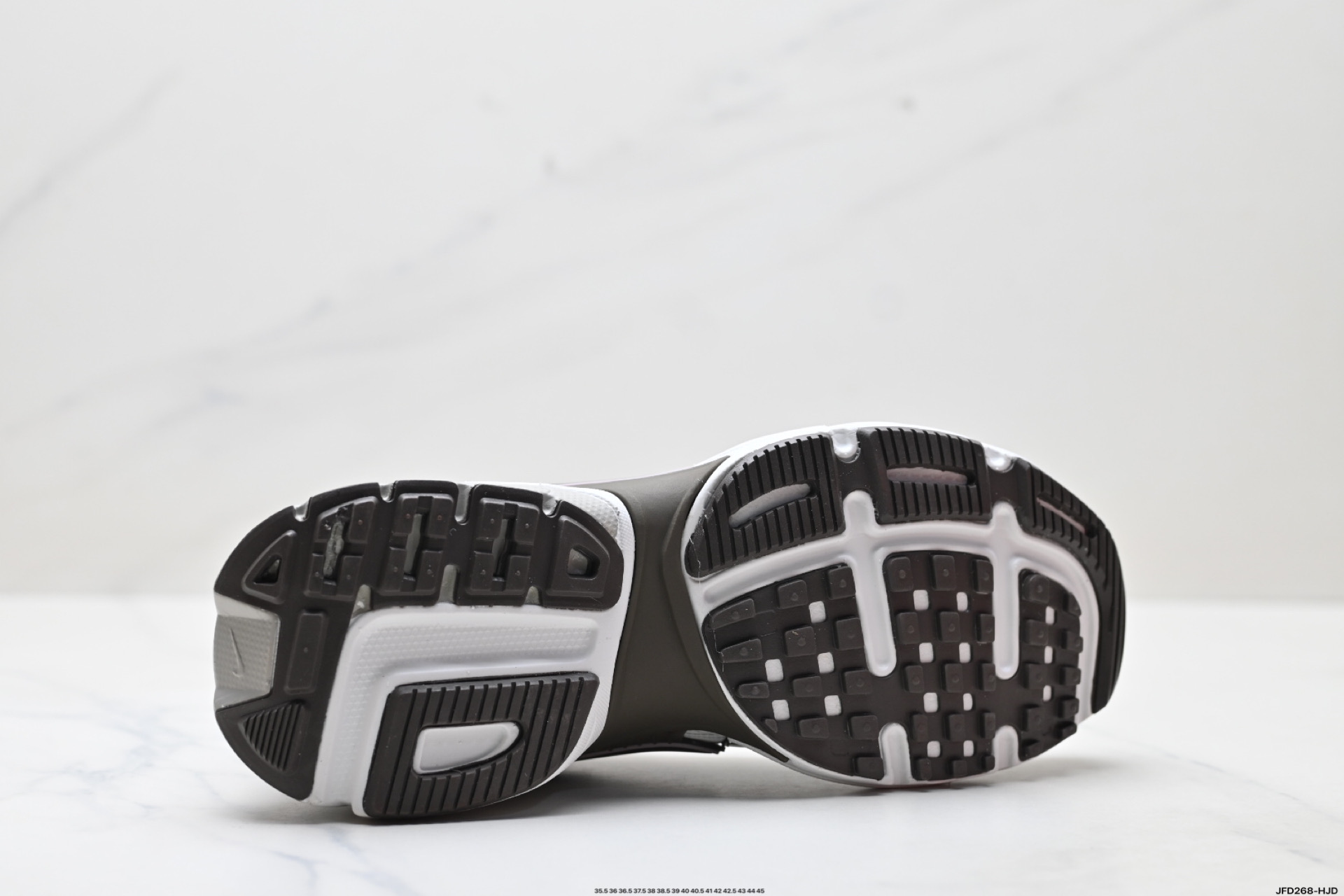 180 耐克NIKE V2K RUN跑步鞋复古风潮 网面透气运动鞋 灰银紧致的鞋面 HV6416-200-Chinese UA Cheap High Quatity Brand Clothes Bags handbags Sneakers wholesale wholesaler seller from China Factory suppliers Fashion Clothing Shoes best Quality Beautiful Price 180 耐克NIKE V2K RUN跑步鞋复古风潮 网面透气运动鞋 灰银紧致的鞋面 HV6416-200