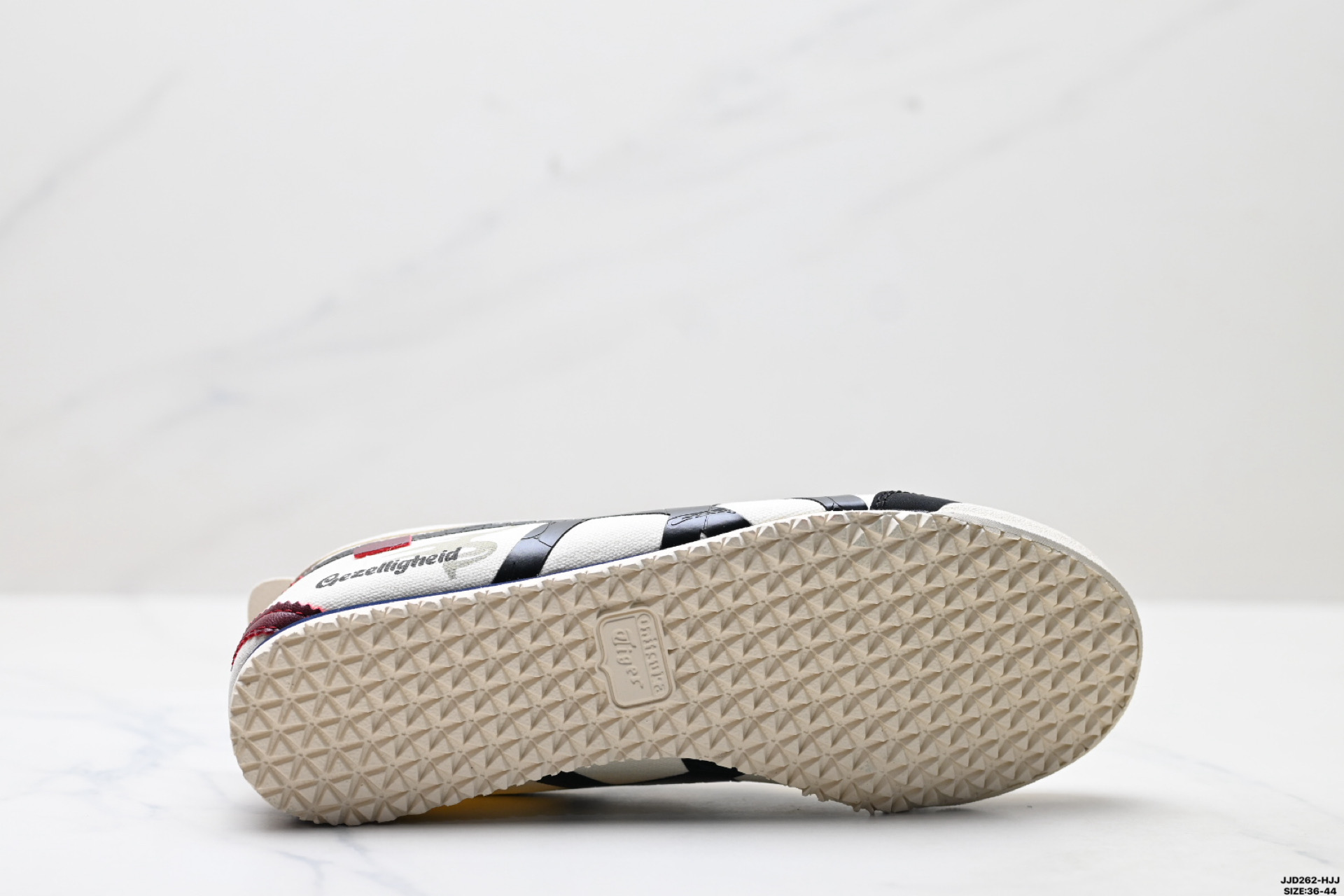 140 Onitsuka Tiger鬼塚虎 Mexico 66 Slip-on 一脚蹬低帮夏季透气运动休闲鞋 1183A360-205-Chinese UA Cheap High Quatity Brand Clothes Bags handbags Sneakers wholesale wholesaler seller from China Factory suppliers Fashion Clothing Shoes best Quality Beautiful Price 140 Onitsuka Tiger鬼塚虎 Mexico 66 Slip-on 一脚蹬低帮夏季透气运动休闲鞋 1183A360-205