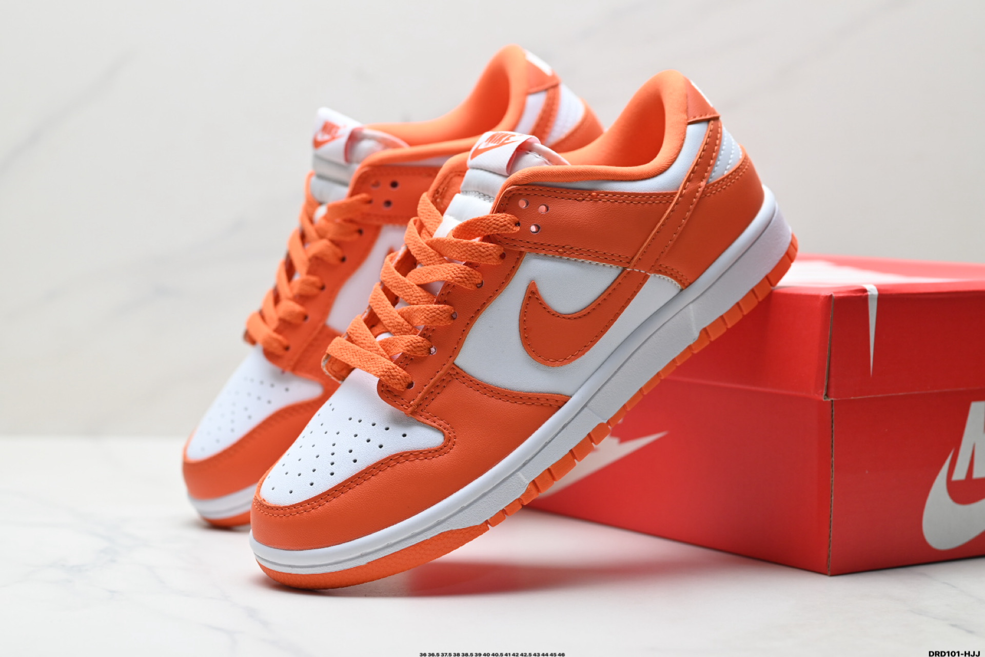 Nike Dunk Low Retro: Estilo Clásico y Comodidad para tu Día a Día 4 i1752164601920 4611 0 2