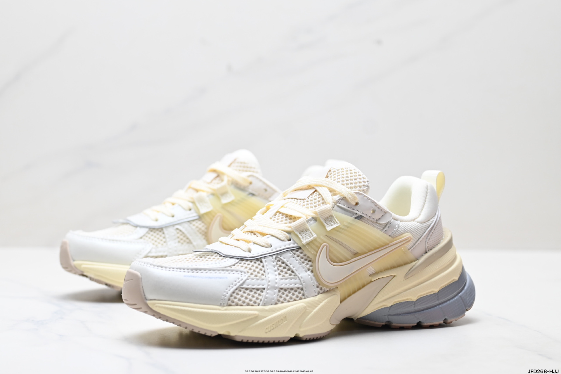 180 耐克NIKE V2K RUN跑步鞋复古风潮 网面透气运动鞋 HO1512-110-Chinese UA Cheap High Quatity Brand Clothes Bags handbags Sneakers wholesale wholesaler seller from China Factory suppliers Fashion Clothing Shoes best Quality Beautiful Price 180 耐克NIKE V2K RUN跑步鞋复古风潮 网面透气运动鞋 HO1512-110