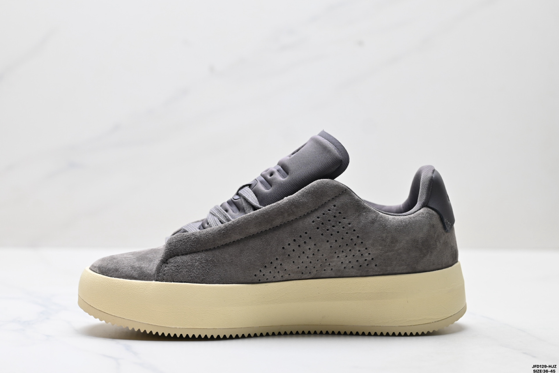 Adidas ACESMASH 阿迪达斯 时尚舒适 减震耐磨 低帮轻便板鞋 JP5504