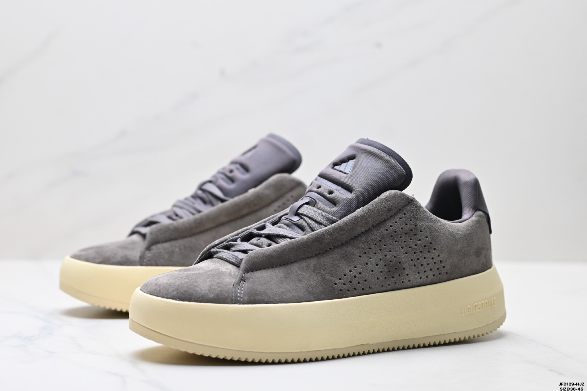 Adidas ACESMASH 阿迪达斯 时尚舒适 减震耐磨 低帮轻便板鞋 JP5504