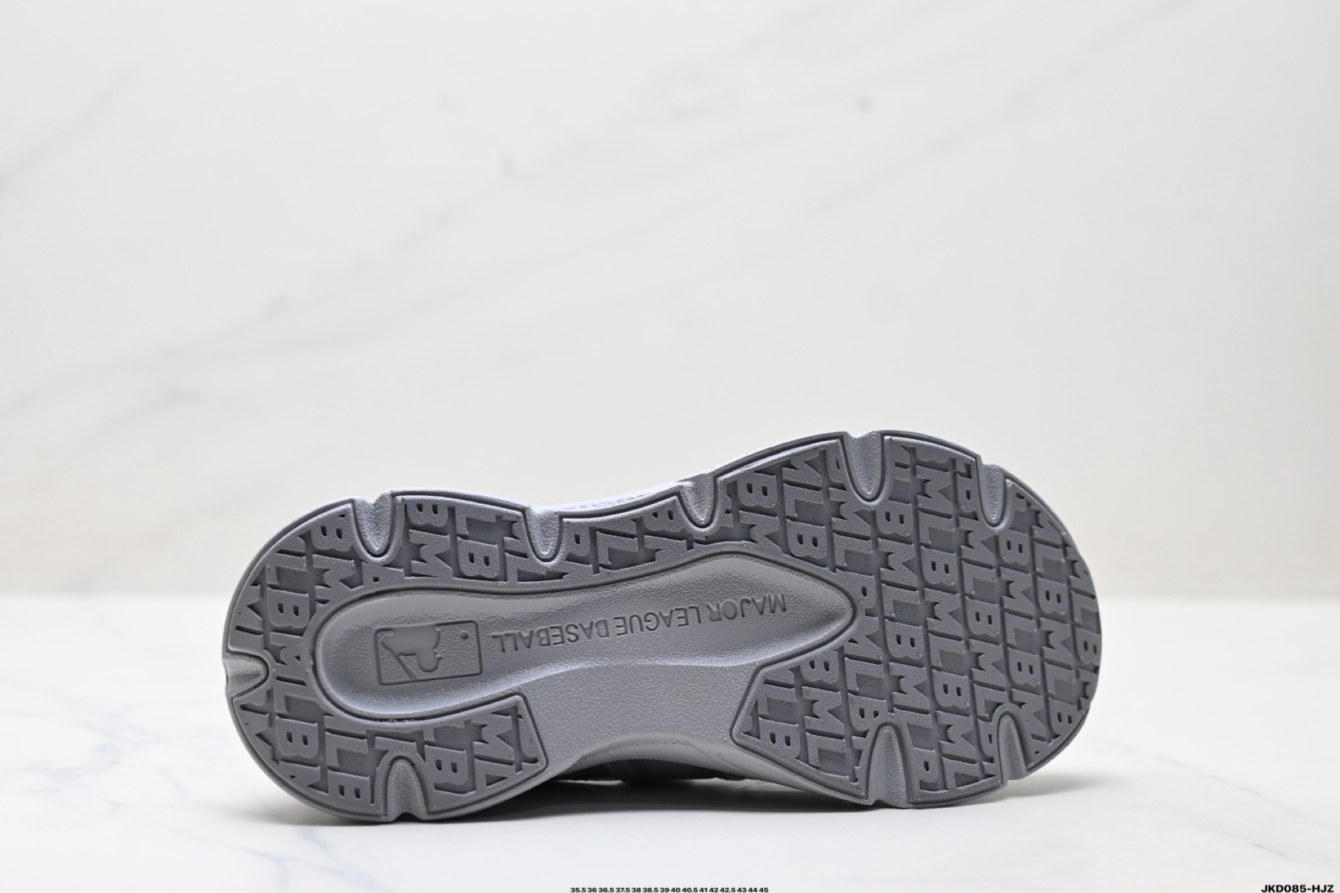 170 MLB Winner Chunky Mask 百搭舒适休闲潮流运动厚底增高防滑耐磨 低帮凉鞋 3ASDW0153-Chinese UA Cheap High Quatity Brand Clothes Bags handbags Sneakers wholesale wholesaler seller from China Factory suppliers Fashion Clothing Shoes best Quality Beautiful Price 170 MLB Winner Chunky Mask 百搭舒适休闲潮流运动厚底增高防滑耐磨 低帮凉鞋 3ASDW0153