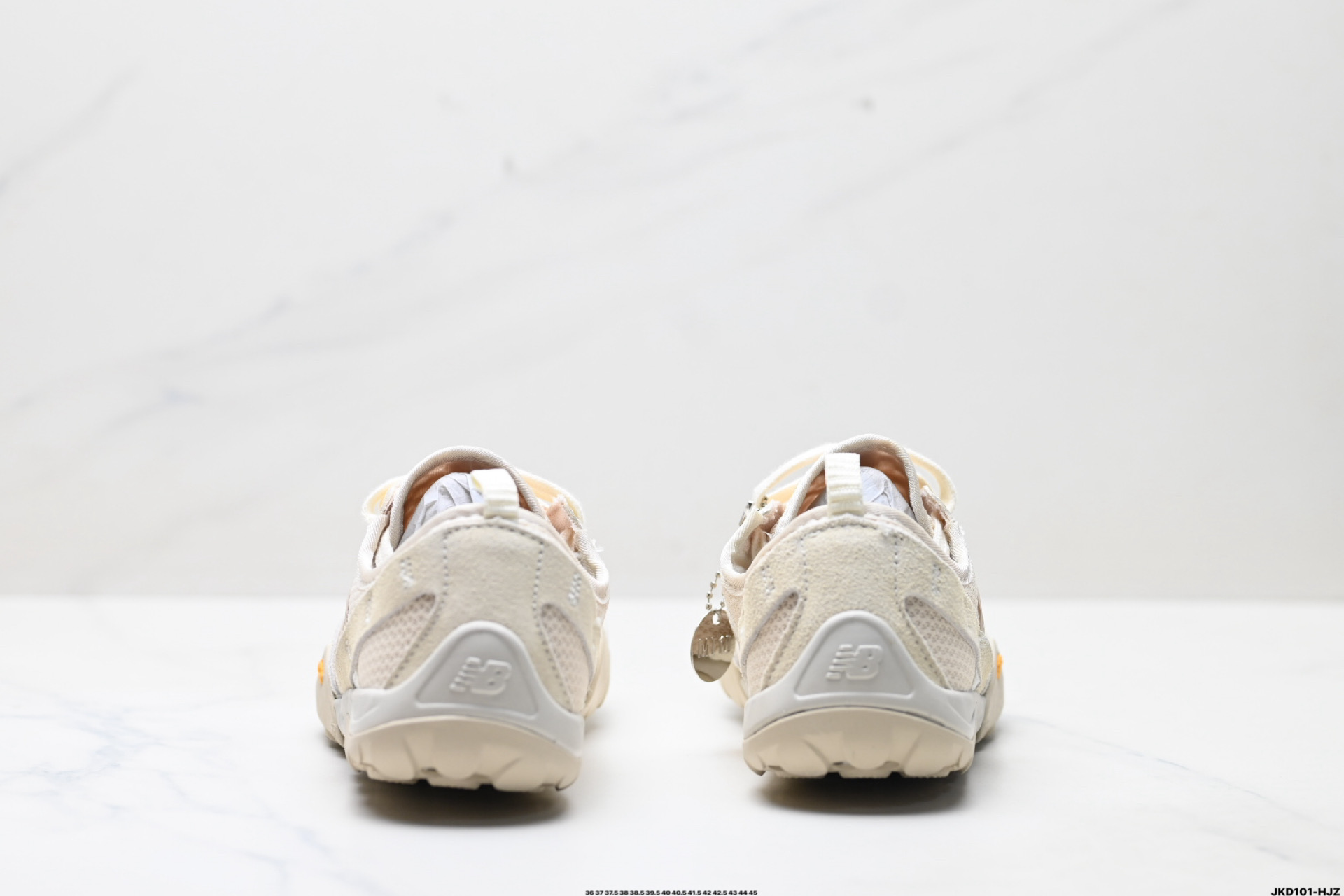 170 New Balance MT10系列 新百伦 薄底赤足鞋 防滑耐磨平衡轻便 低帮休闲城市通勤跑步鞋 MT10OAA-Chinese UA Cheap High Quatity Brand Clothes Bags handbags Sneakers wholesale wholesaler seller from China Factory suppliers Fashion Clothing Shoes best Quality Beautiful Price 170 New Balance MT10系列 新百伦 薄底赤足鞋 防滑耐磨平衡轻便 低帮休闲城市通勤跑步鞋 MT10OAA