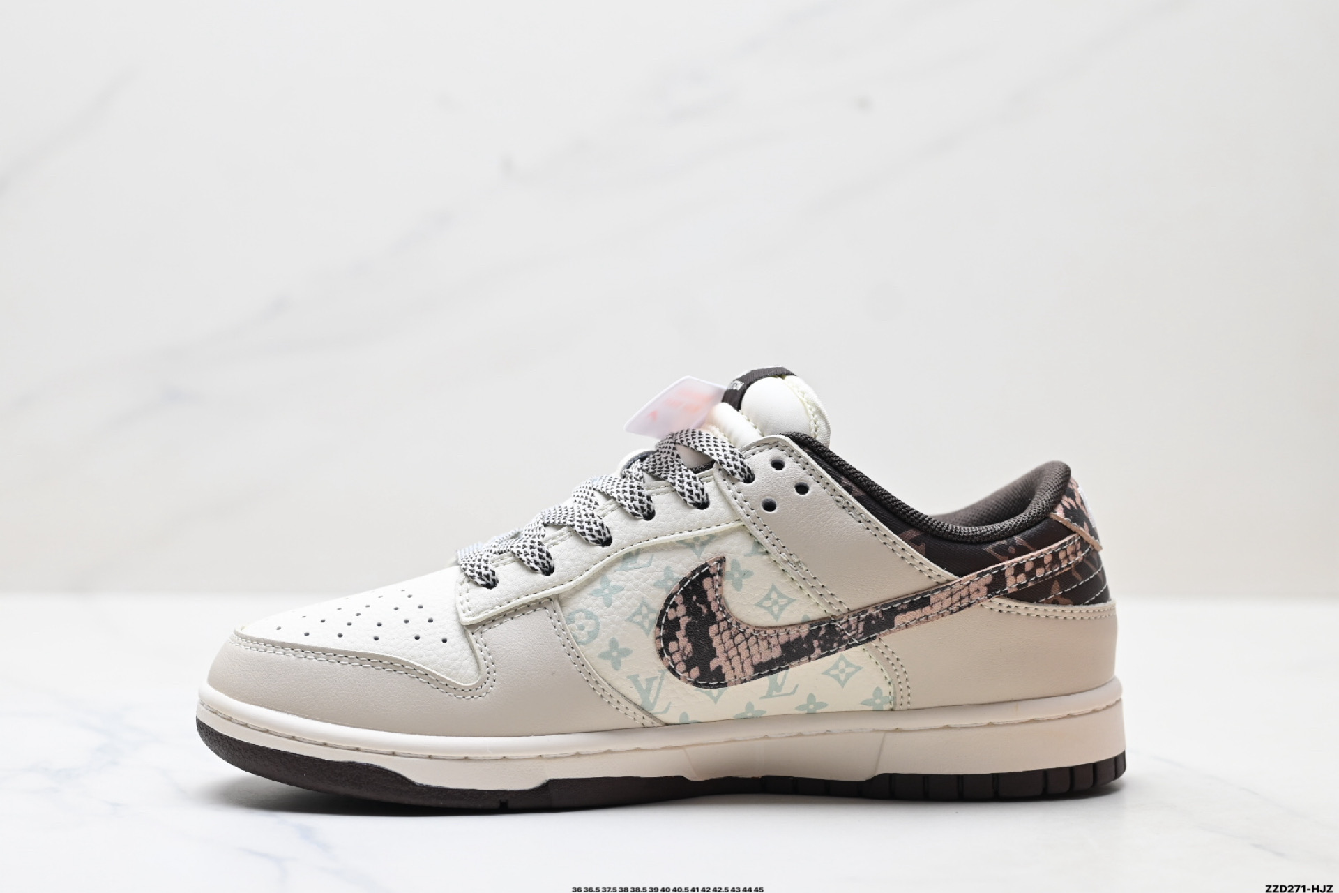 260 Nike Dunk Low Retro ‘DIY高端定制’耐克 低帮休闲运动板鞋 HS2506-213-Chinese UA Cheap High Quatity Brand Clothes Bags handbags Sneakers wholesale wholesaler seller from China Factory suppliers Fashion Clothing Shoes best Quality Beautiful Price 260 Nike Dunk Low Retro ‘DIY高端定制’耐克 低帮休闲运动板鞋 HS2506-213