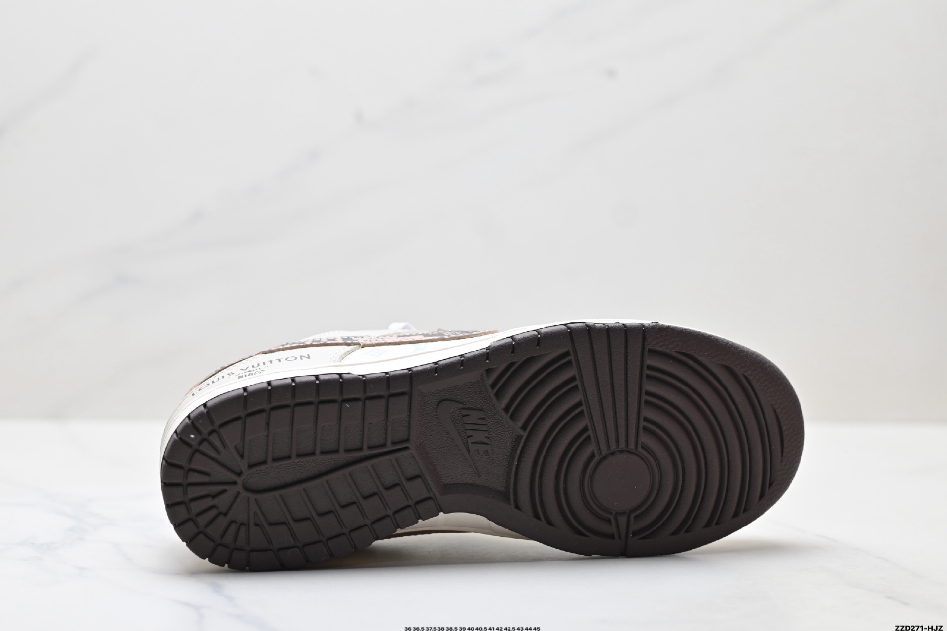 260 Nike Dunk Low Retro ‘DIY高端定制’耐克 低帮休闲运动板鞋 HS2506-213-Chinese UA Cheap High Quatity Brand Clothes Bags handbags Sneakers wholesale wholesaler seller from China Factory suppliers Fashion Clothing Shoes best Quality Beautiful Price 260 Nike Dunk Low Retro ‘DIY高端定制’耐克 低帮休闲运动板鞋 HS2506-213