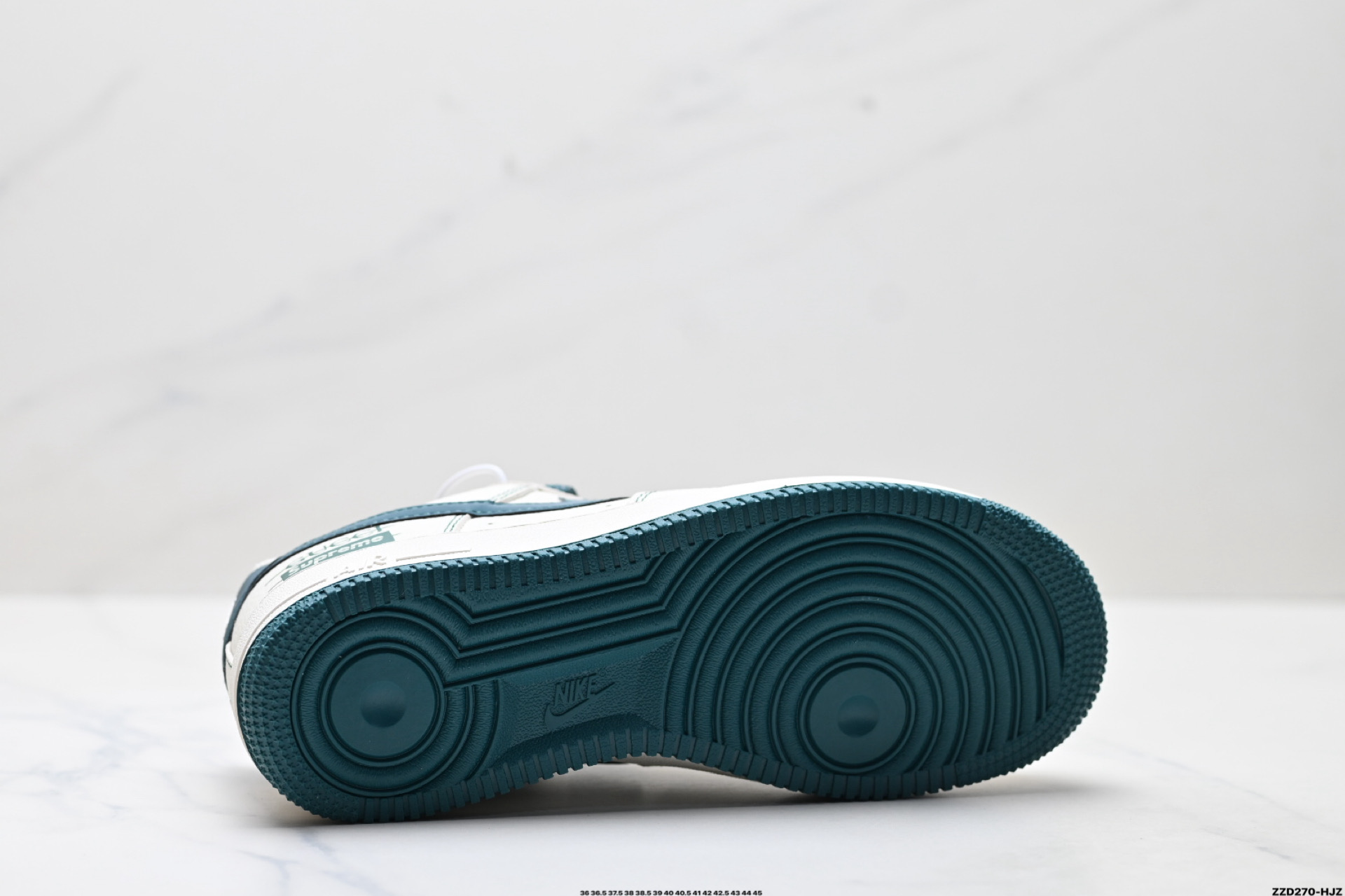 NIKE AIR FORCE 1‘07 LV8 KJ1688-005