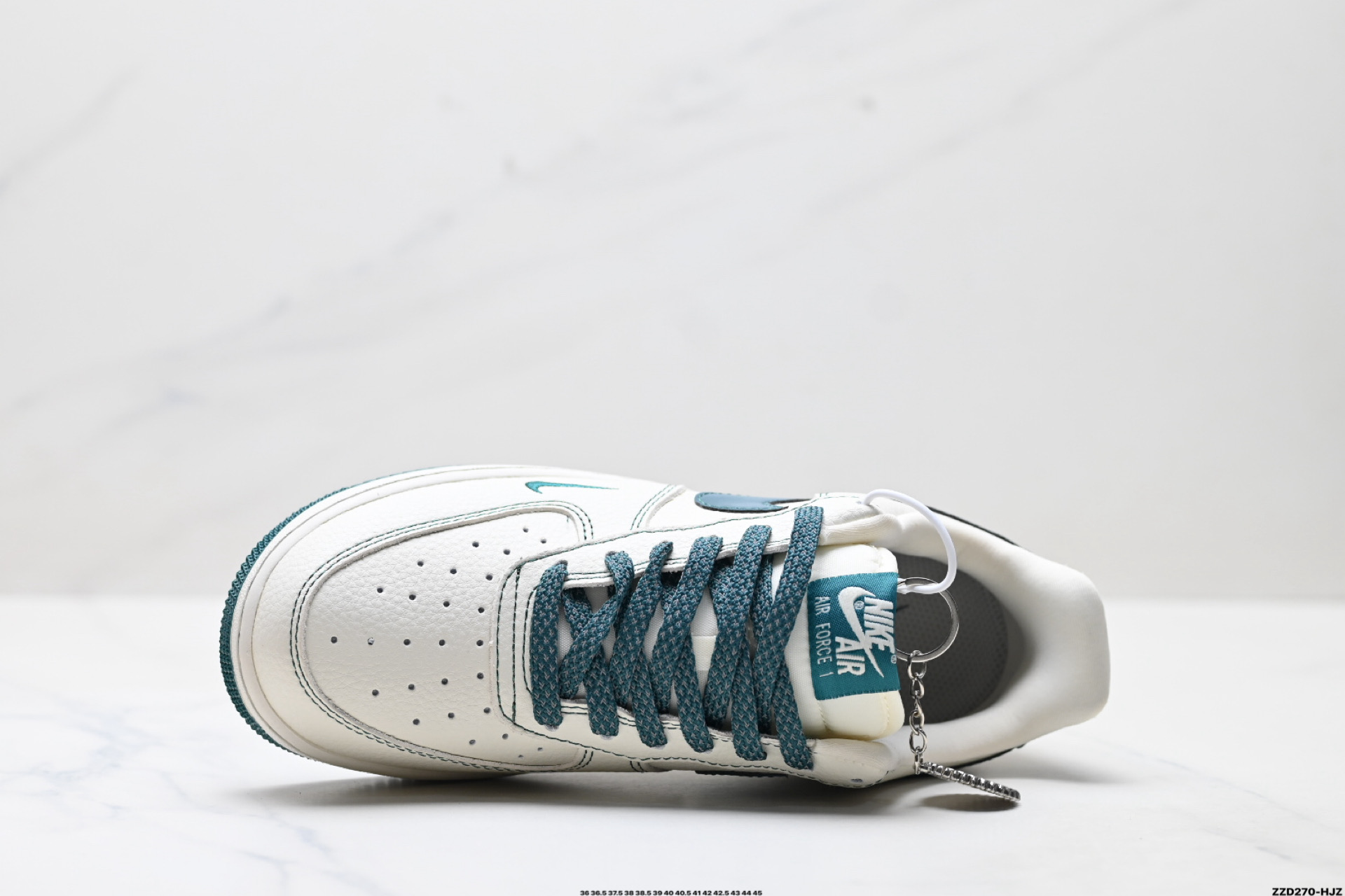 NIKE AIR FORCE 1‘07 LV8 KJ1688-005