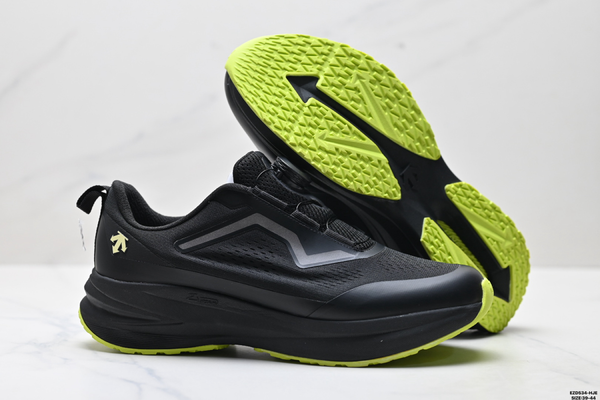 380 纯原迪桑特DESCENTE LAVITATE WIRE 3.0 舒适百搭防滑耐磨 低帮 休闲跑步鞋 D5231RRN09-Chinese UA Cheap High Quatity Brand Clothes Bags handbags Sneakers wholesale wholesaler seller from China Factory suppliers Fashion Clothing Shoes best Quality Beautiful Price 380 纯原迪桑特DESCENTE LAVITATE WIRE 3.0 舒适百搭防滑耐磨 低帮 休闲跑步鞋 D5231RRN09