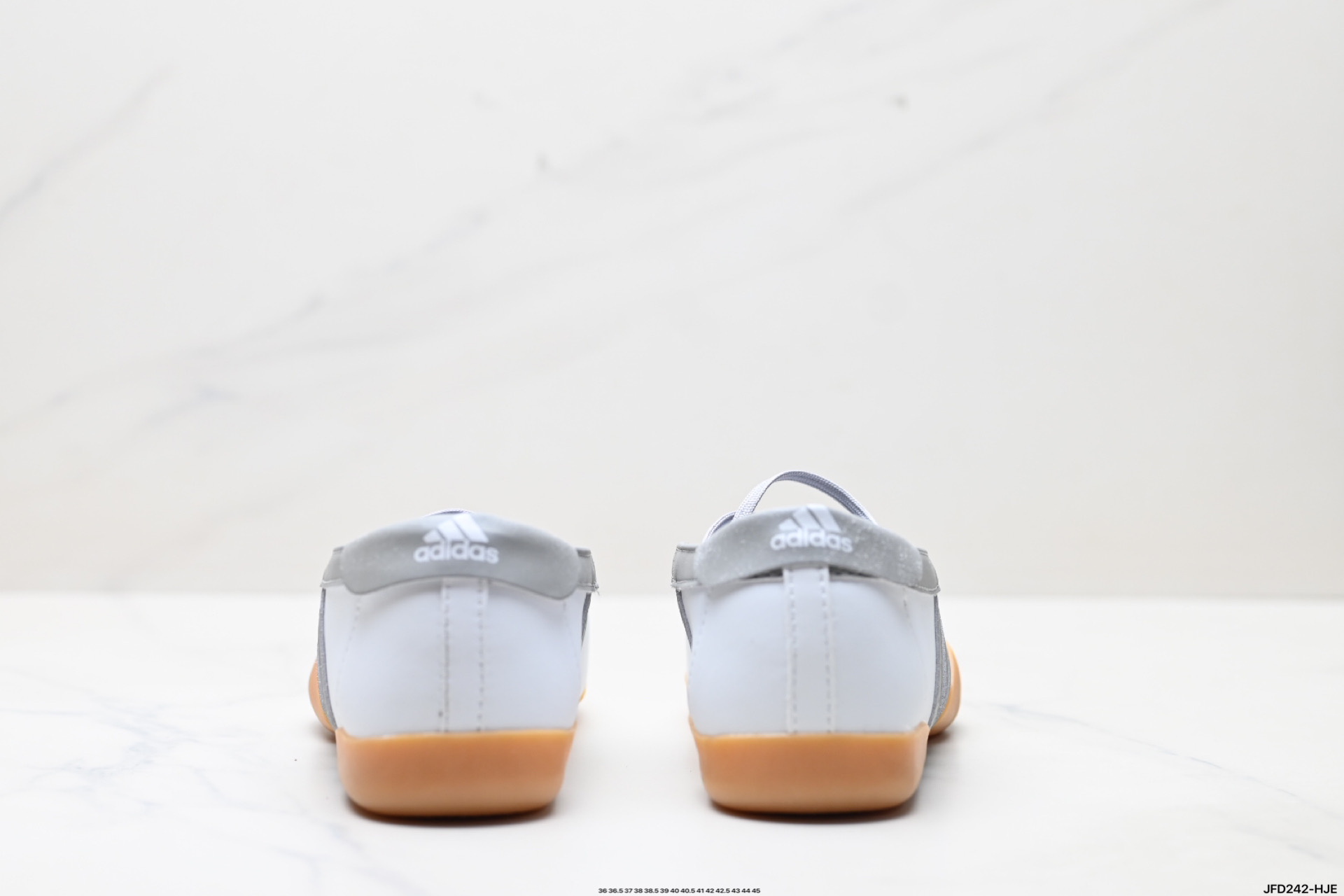 180 TAEKWONDO MEI BALLET复古芭蕾风薄底鞋女子adidas阿迪达斯三叶草 JQ6438-Chinese UA Cheap High Quatity Brand Clothes Bags handbags Sneakers wholesale wholesaler seller from China Factory suppliers Fashion Clothing Shoes best Quality Beautiful Price 180 TAEKWONDO MEI BALLET复古芭蕾风薄底鞋女子adidas阿迪达斯三叶草 JQ6438