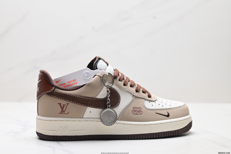 Nike Air Force 1 '07 Louis Vuitton Custom Sneakers - Premium Quality 1 Nike Air Force 1 ’07 Louis Vuitton Custom Sneakers – Premium Quality