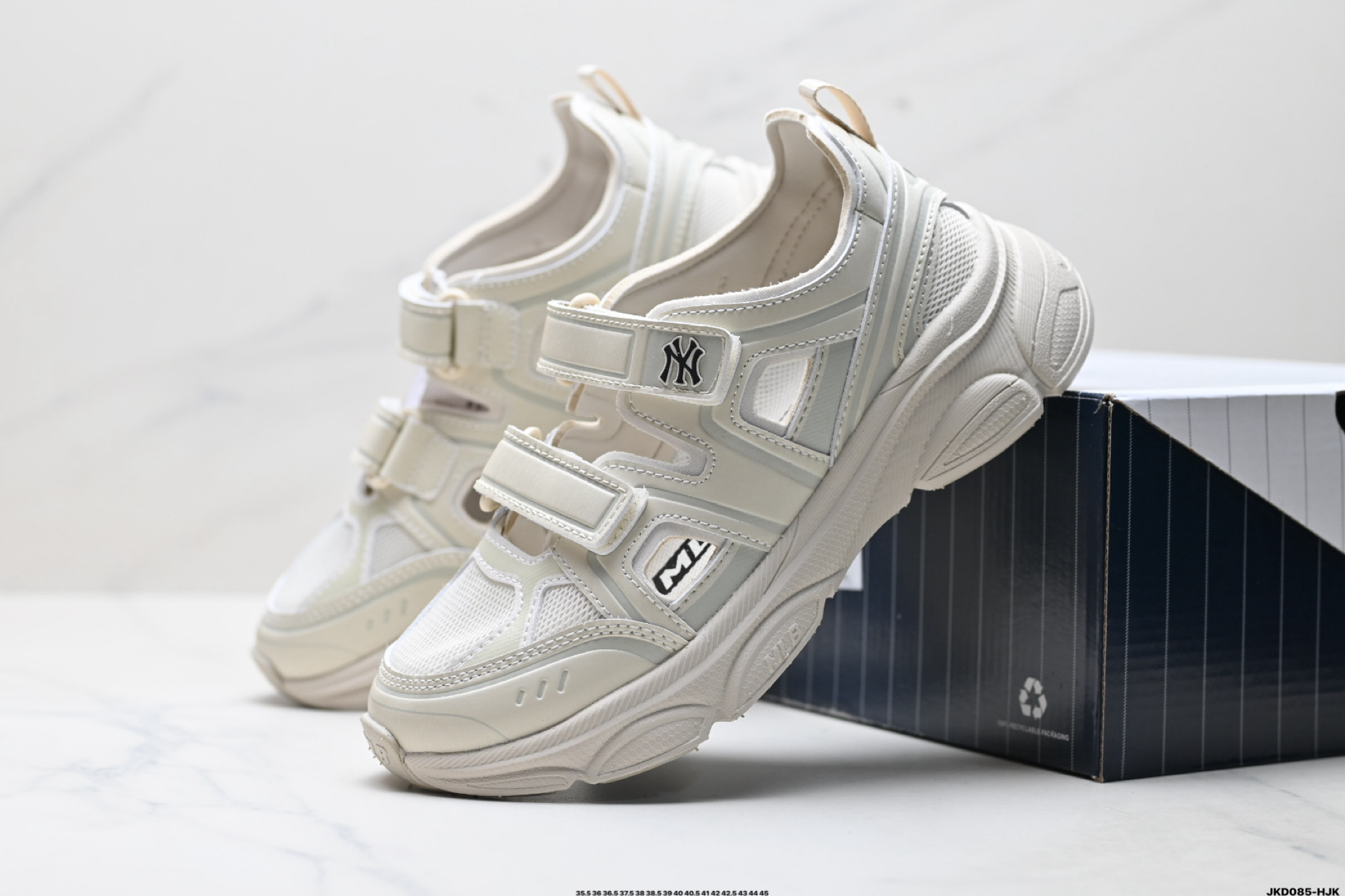 170 MLB Winner Chunky Mask 百搭舒适休闲潮流运动厚底增高防滑耐磨 低帮凉鞋 3ASDACE53-Chinese UA Cheap High Quatity Brand Clothes Bags handbags Sneakers wholesale wholesaler seller from China Factory suppliers Fashion Clothing Shoes best Quality Beautiful Price 170 MLB Winner Chunky Mask 百搭舒适休闲潮流运动厚底增高防滑耐磨 低帮凉鞋 3ASDACE53