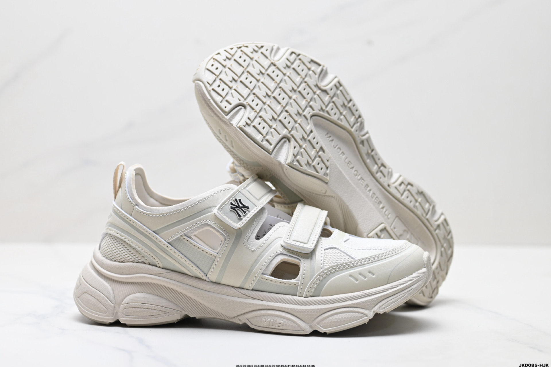 170 MLB Winner Chunky Mask 百搭舒适休闲潮流运动厚底增高防滑耐磨 低帮凉鞋 3ASDACE53-Chinese UA Cheap High Quatity Brand Clothes Bags handbags Sneakers wholesale wholesaler seller from China Factory suppliers Fashion Clothing Shoes best Quality Beautiful Price 170 MLB Winner Chunky Mask 百搭舒适休闲潮流运动厚底增高防滑耐磨 低帮凉鞋 3ASDACE53