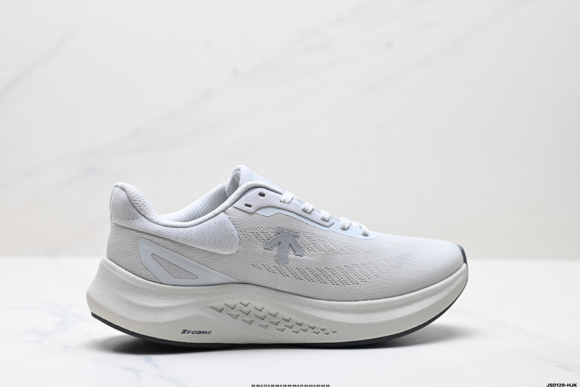 210 迪桑特DESCENTE RUN STEP 舒适百搭减震耐磨轻便 低帮 休闲训练长跑城市通勤跑步鞋 SQ113RRN14-Chinese UA Cheap High Quatity Brand Clothes Bags handbags Sneakers wholesale wholesaler seller from China Factory suppliers Fashion Clothing Shoes best Quality Beautiful Price 210 迪桑特DESCENTE RUN STEP 舒适百搭减震耐磨轻便 低帮 休闲训练长跑城市通勤跑步鞋 SQ113RRN14