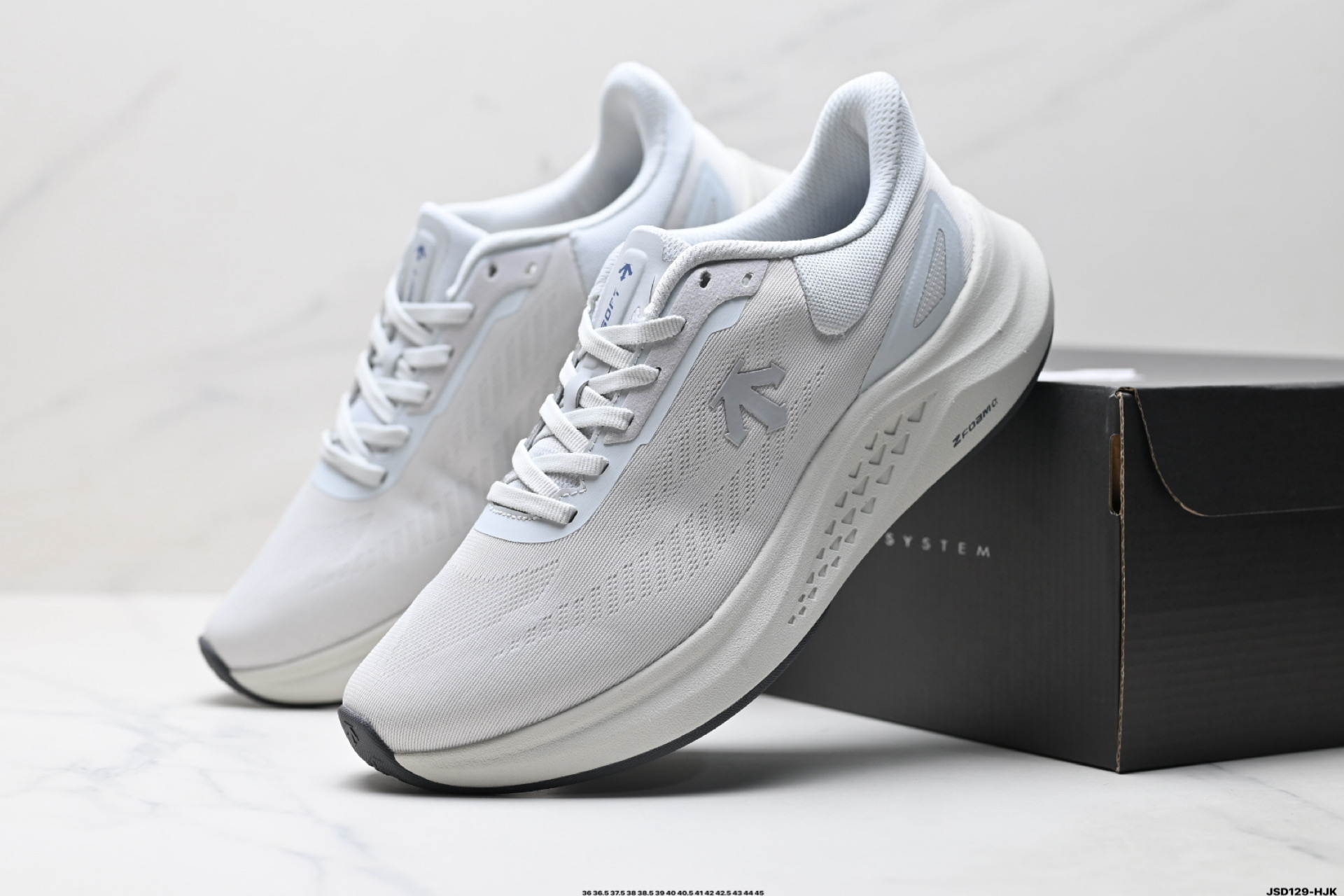 210 迪桑特DESCENTE RUN STEP 舒适百搭减震耐磨轻便 低帮 休闲训练长跑城市通勤跑步鞋 SQ113RRN14-Chinese UA Cheap High Quatity Brand Clothes Bags handbags Sneakers wholesale wholesaler seller from China Factory suppliers Fashion Clothing Shoes best Quality Beautiful Price 210 迪桑特DESCENTE RUN STEP 舒适百搭减震耐磨轻便 低帮 休闲训练长跑城市通勤跑步鞋 SQ113RRN14