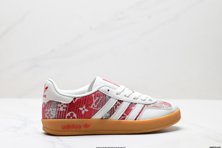 Adidas Originals Gazelle 'DIY' Low-Top Sneakers - Stylish Blend of Comfort. 1 Adidas Originals Gazelle ‘DIY’ Low-Top Sneakers – Stylish Blend of Comfort.
