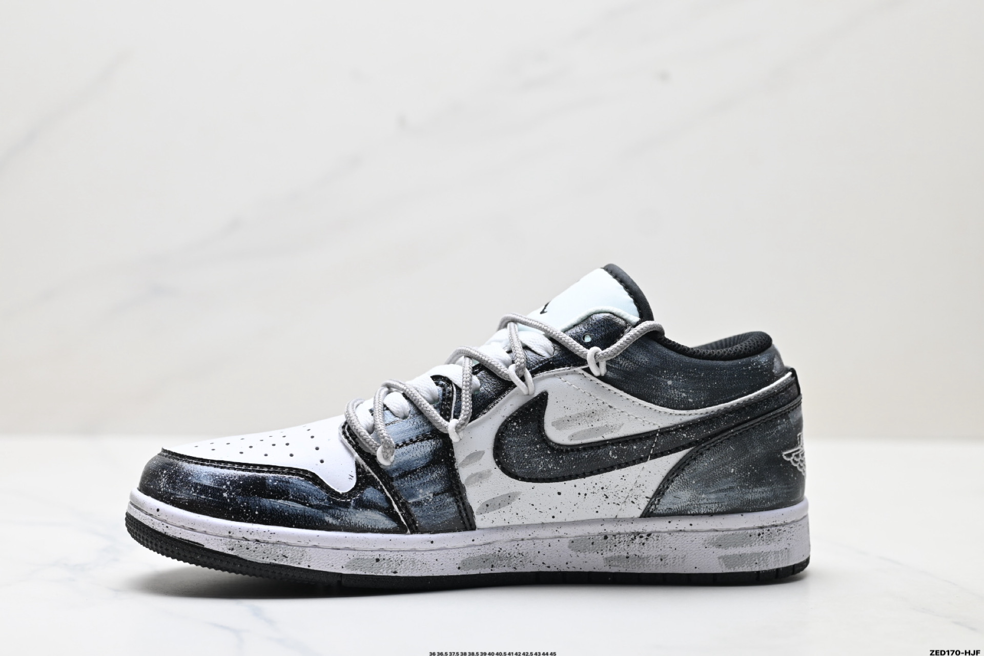 270 Nike Air Jordan 1 Low AJ1乔1低帮休闲板鞋 553558-132-Chinese UA Cheap High Quatity Brand Clothes Bags handbags Sneakers wholesale wholesaler seller from China Factory suppliers Fashion Clothing Shoes best Quality Beautiful Price 270 Nike Air Jordan 1 Low AJ1乔1低帮休闲板鞋 553558-132