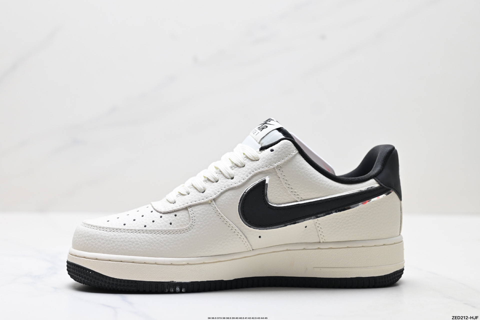 Nike Air Force 1 '07 Louis Vuitton: Comodidad y estilo en cada paso 4 i1752511085860 1869 0 2