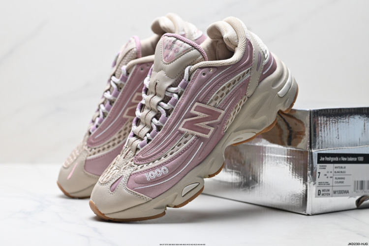 New Balance 1000 Series: Low-Top Retro Dad Sneakers - Style & Comfort 1 New Balance 1000 Series: Low-Top Retro Dad Sneakers – Style & Comfort