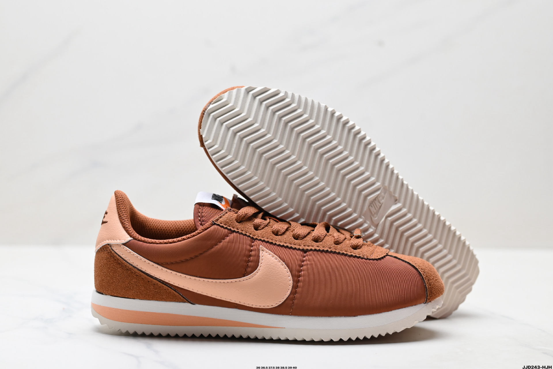 140 Nike Classic Cortez 耐克经典轻便舒适男子阿甘鞋休闲跑步鞋运动鞋 DZ2795-202