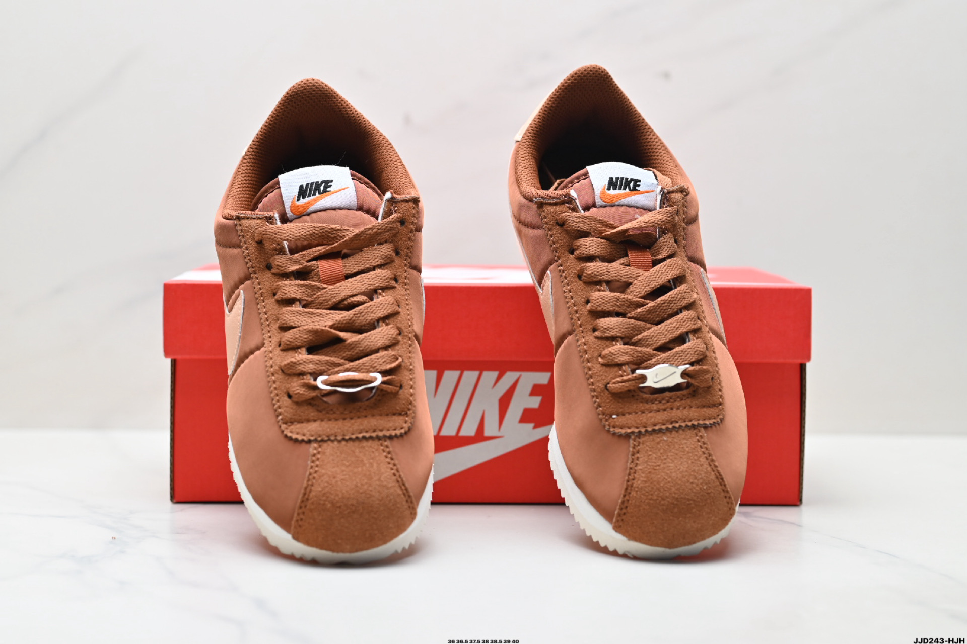 140 Nike Classic Cortez 耐克经典轻便舒适男子阿甘鞋休闲跑步鞋运动鞋 DZ2795-202