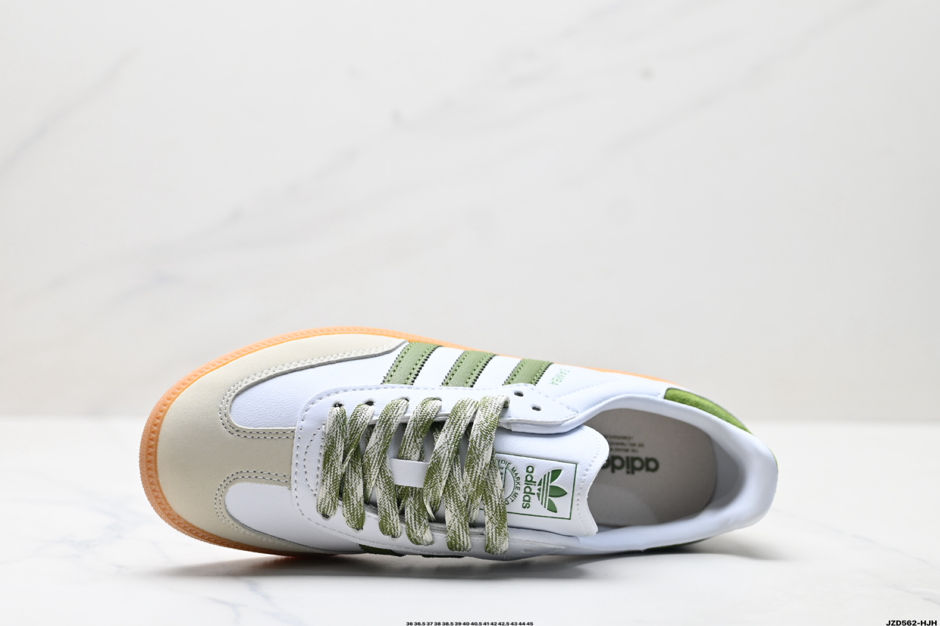 150 Adidas Originals Samba OG 桑巴舞系列 阿迪达斯 三叶草 绅士德训足球风百搭低帮休闲运动板鞋 JS1352