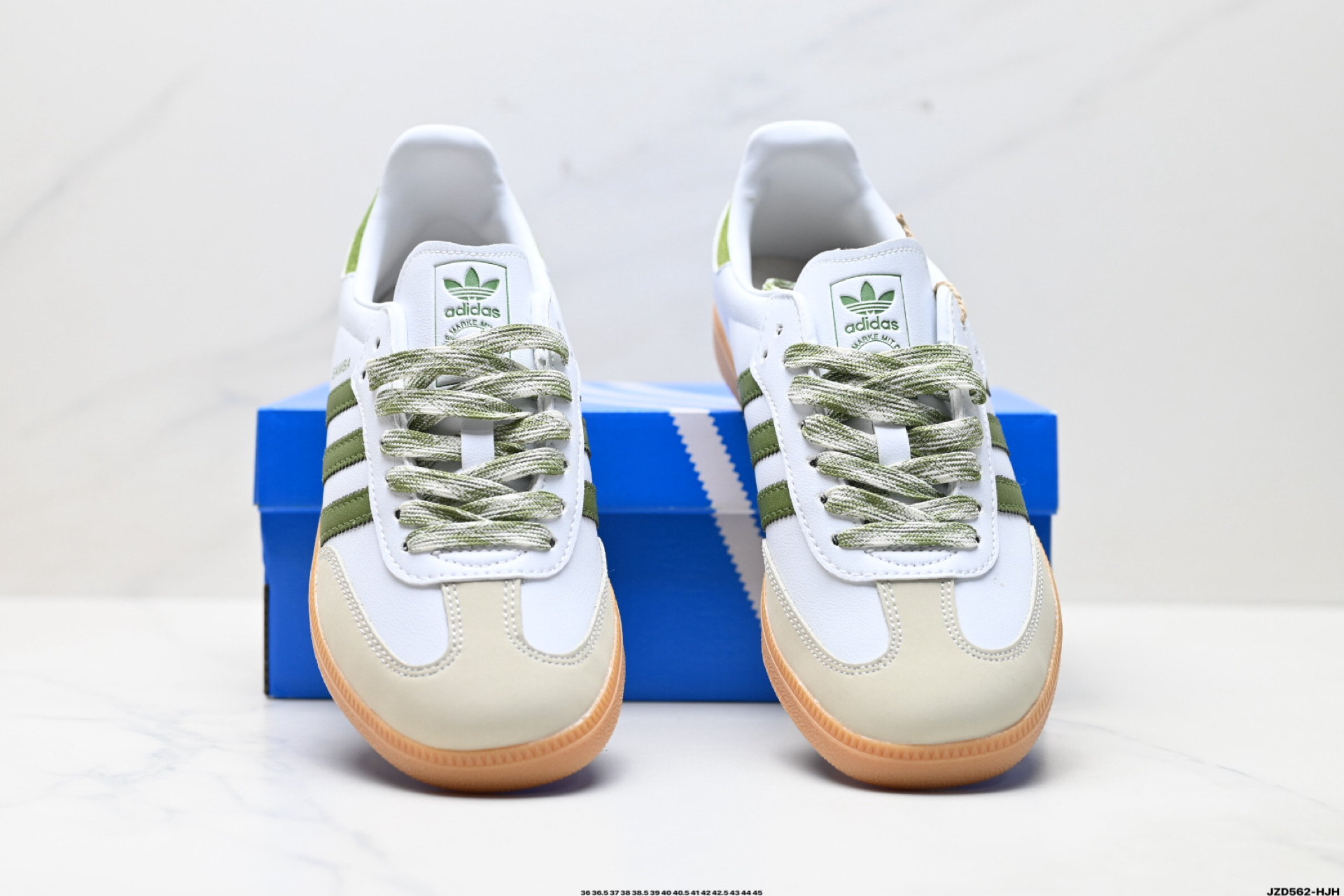 150 Adidas Originals Samba OG 桑巴舞系列 阿迪达斯 三叶草 绅士德训足球风百搭低帮休闲运动板鞋 JS1352