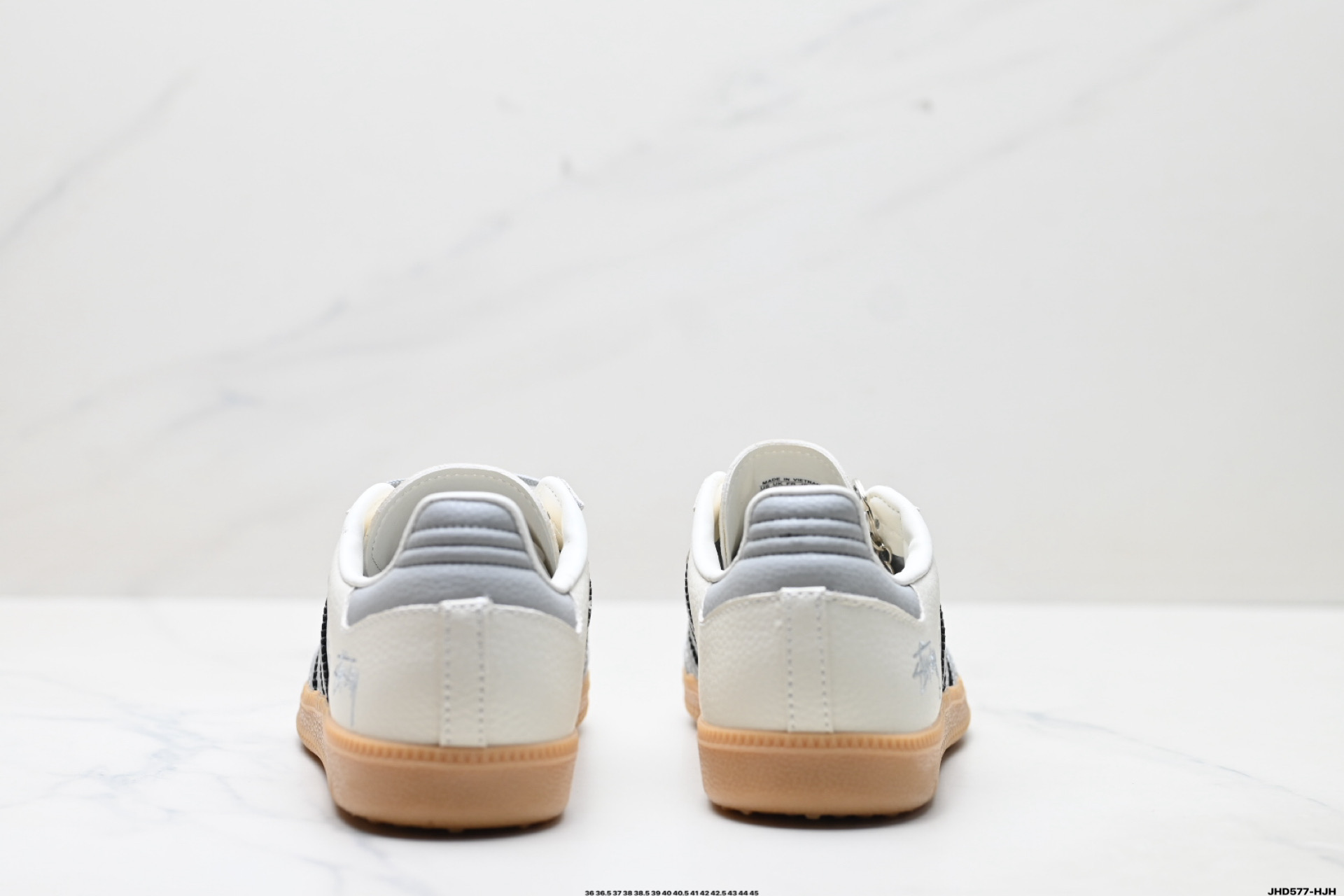 200 Adidas Originals Samba OG ‘DIY’桑巴舞系列 阿迪达斯 三叶草绅士德训足球风百搭低帮休闲运动板鞋 XR0013-Chinese UA Cheap High Quatity Brand Clothes Bags handbags Sneakers wholesale wholesaler seller from China Factory suppliers Fashion Clothing Shoes best Quality Beautiful Price 200 Adidas Originals Samba OG ‘DIY’桑巴舞系列 阿迪达斯 三叶草绅士德训足球风百搭低帮休闲运动板鞋 XR0013