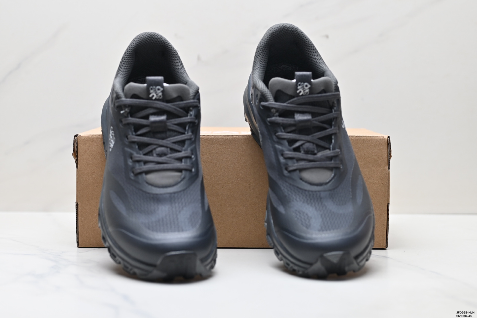 180 On昂跑 Cloudventure LOEWE 2系列低帮轻量舒适多功能休闲运动鞋