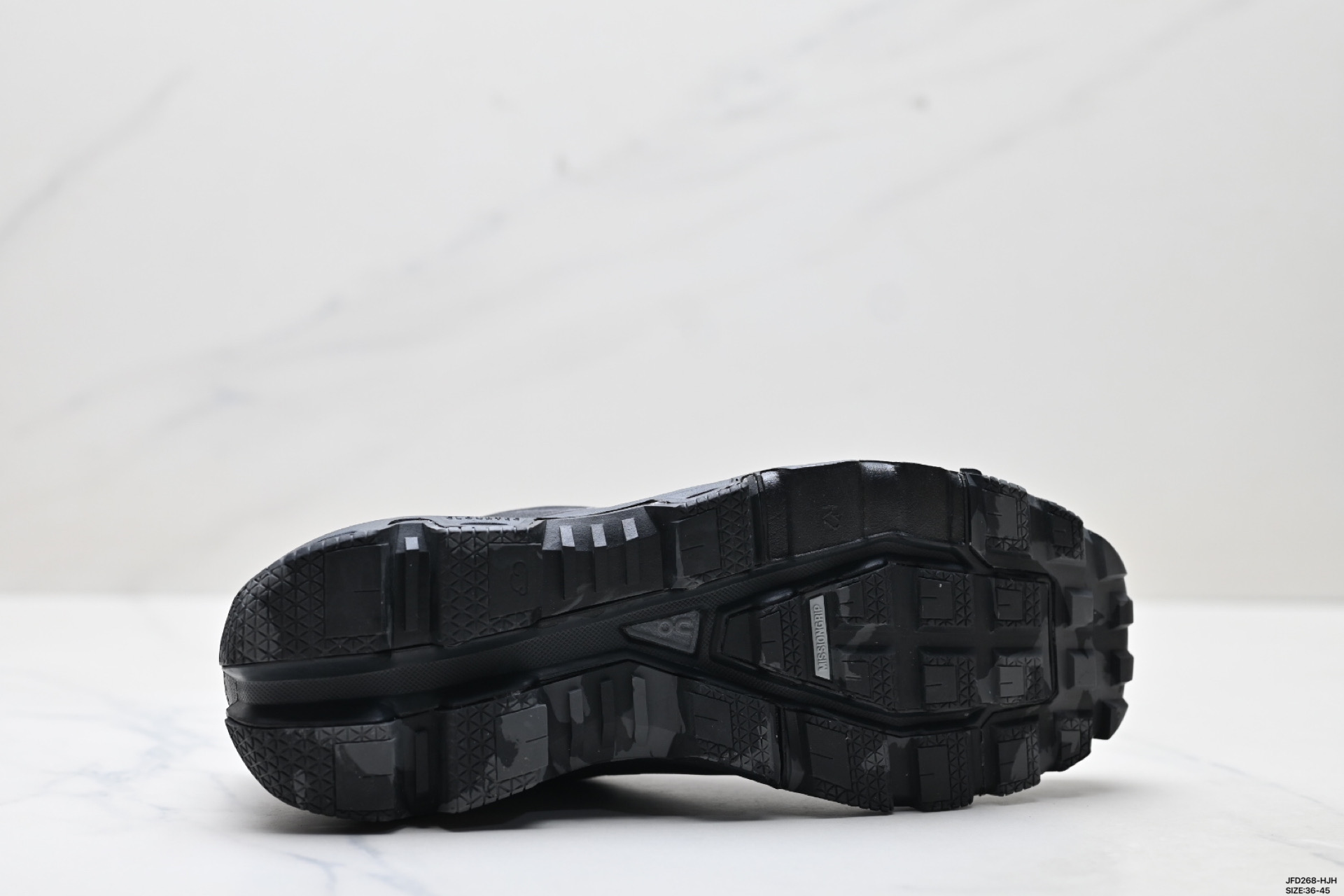 180 On昂跑 Cloudventure LOEWE 2系列低帮轻量舒适多功能休闲运动鞋