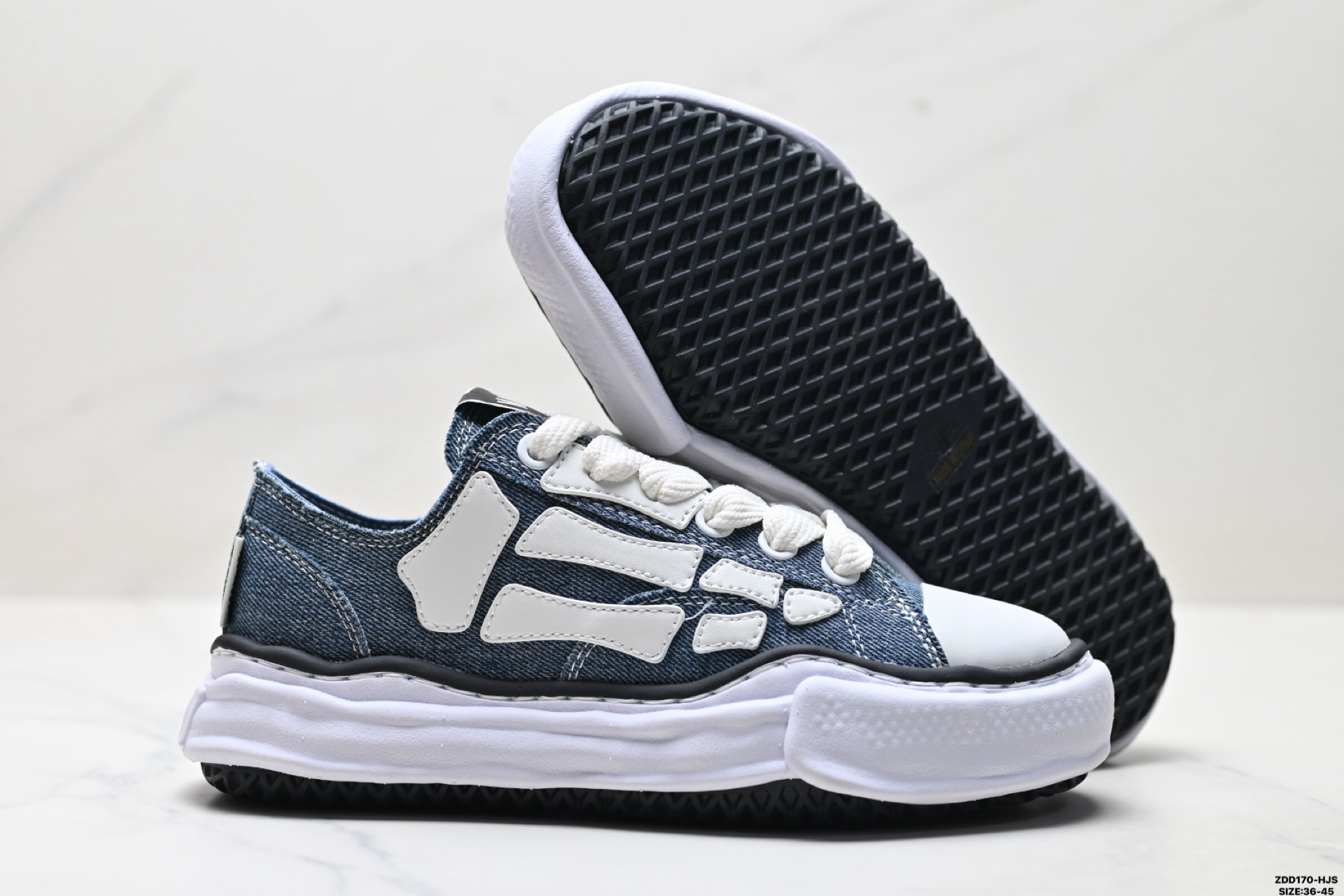 240 MIHARA YASUHIRO三原康裕 Hank 运动 低帮 MMY时尚帆布板鞋-Chinese UA Cheap High Quatity Brand Clothes Bags handbags Sneakers wholesale wholesaler seller from China Factory suppliers Fashion Clothing Shoes best Quality Beautiful Price 240 MIHARA YASUHIRO三原康裕 Hank 运动 低帮 MMY时尚帆布板鞋