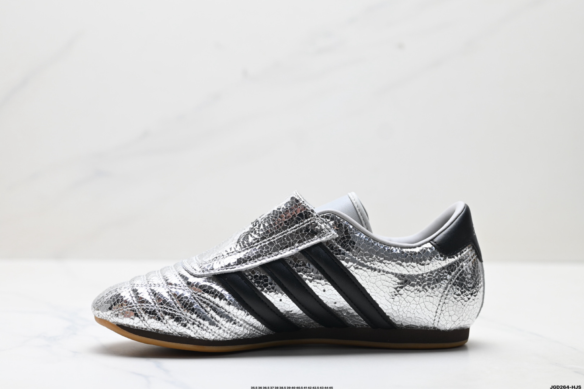 190 Adidas Originals Taekwondo 阿迪达斯 运动舒适 防滑耐磨包裏性低帮 训练鞋 JH9664-Chinese UA Cheap High Quatity Brand Clothes Bags handbags Sneakers wholesale wholesaler seller from China Factory suppliers Fashion Clothing Shoes best Quality Beautiful Price 190 Adidas Originals Taekwondo 阿迪达斯 运动舒适 防滑耐磨包裏性低帮 训练鞋 JH9664