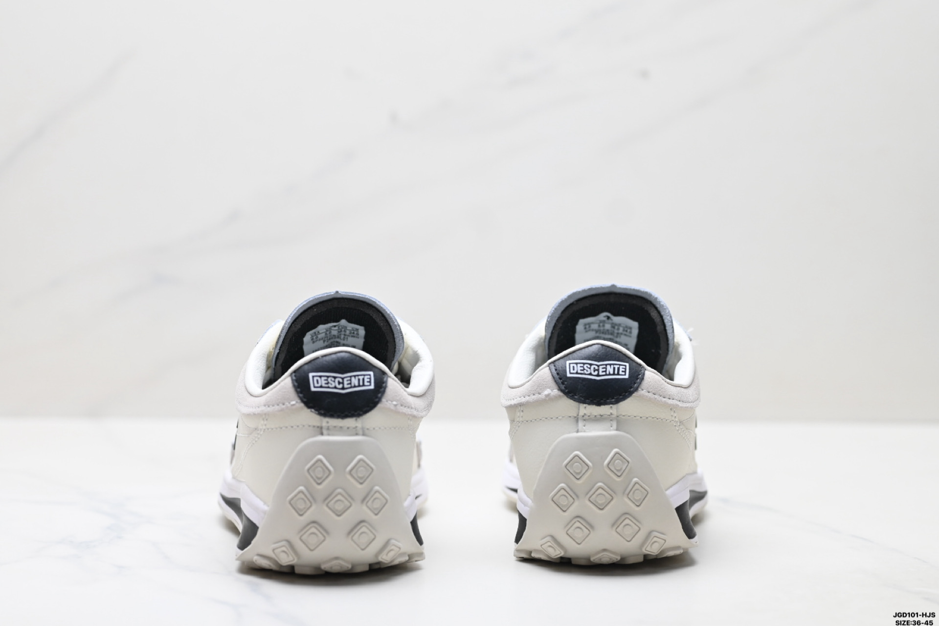 190 迪桑特DESCENTE CHRON RACER 舒适百搭 防滑耐磨 低帮 生活休闲鞋 SP353LCR76-Chinese UA Cheap High Quatity Brand Clothes Bags handbags Sneakers wholesale wholesaler seller from China Factory suppliers Fashion Clothing Shoes best Quality Beautiful Price 190 迪桑特DESCENTE CHRON RACER 舒适百搭 防滑耐磨 低帮 生活休闲鞋 SP353LCR76