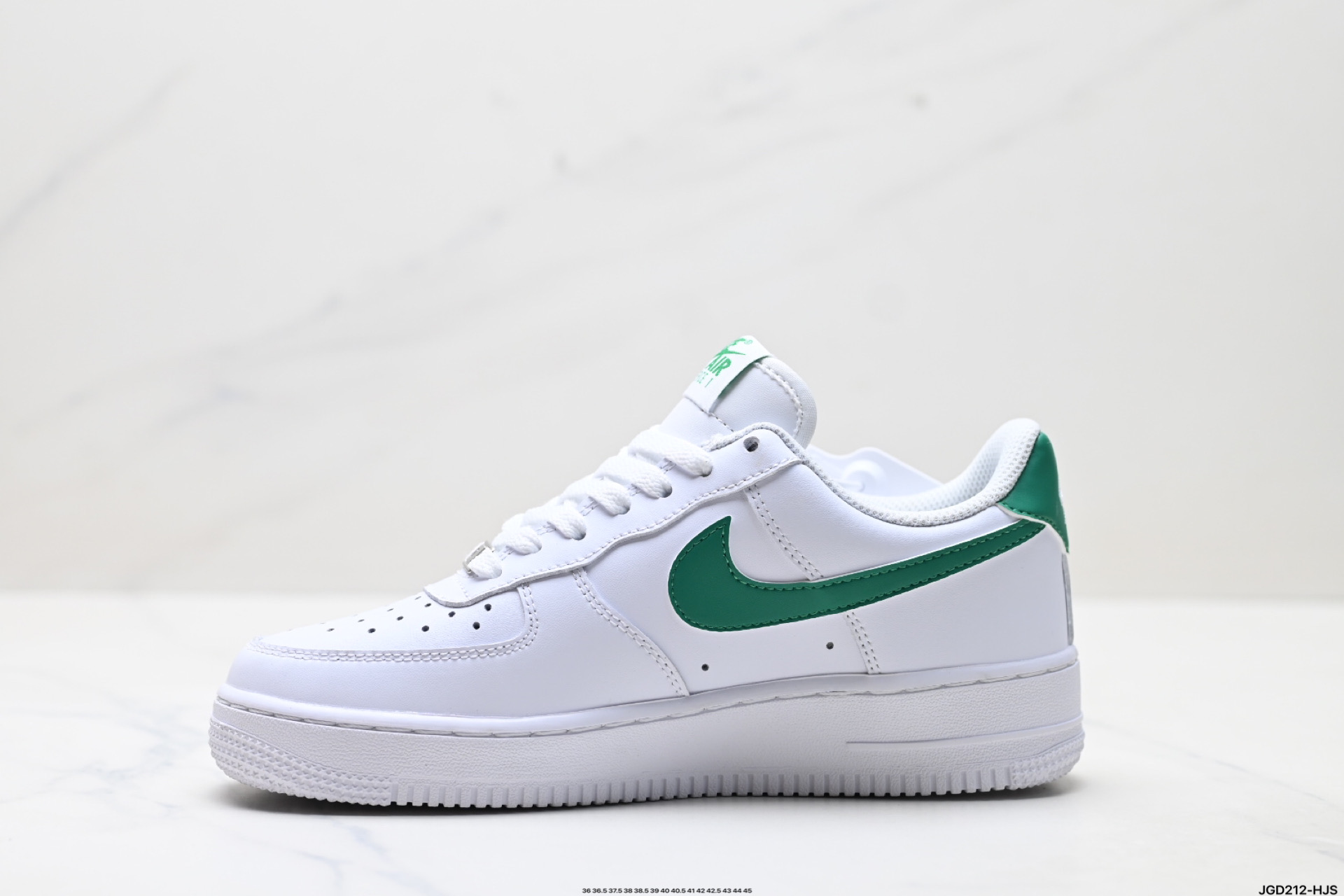 190 NIKE AIR FORCE 1‘07 FJ4146-121-Chinese  UA Cheap High Quatity Brand  Clothes Bags handbags Sneakers wholesale wholesaler seller from China Factory suppliers Fashion Clothing  Shoes best Quality Beautiful Price  190 NIKE AIR FORCE 1‘07 FJ4146-121