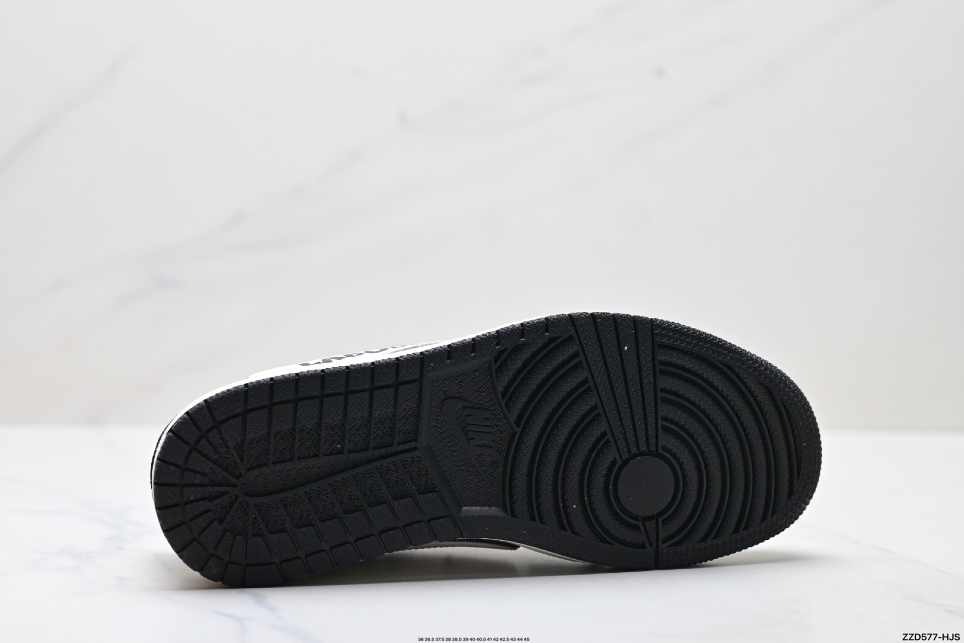 260 Nike Air Jordan 1 x Travis Scott AJ1倒勾 乔一倒钩 ‘DIY’定制 耐克 低帮文化篮球鞋 XB1979-017-Chinese UA Cheap High Quatity Brand Clothes Bags handbags Sneakers wholesale wholesaler seller from China Factory suppliers Fashion Clothing Shoes best Quality Beautiful Price 260 Nike Air Jordan 1 x Travis Scott AJ1倒勾 乔一倒钩 ‘DIY’定制 耐克 低帮文化篮球鞋 XB1979-017