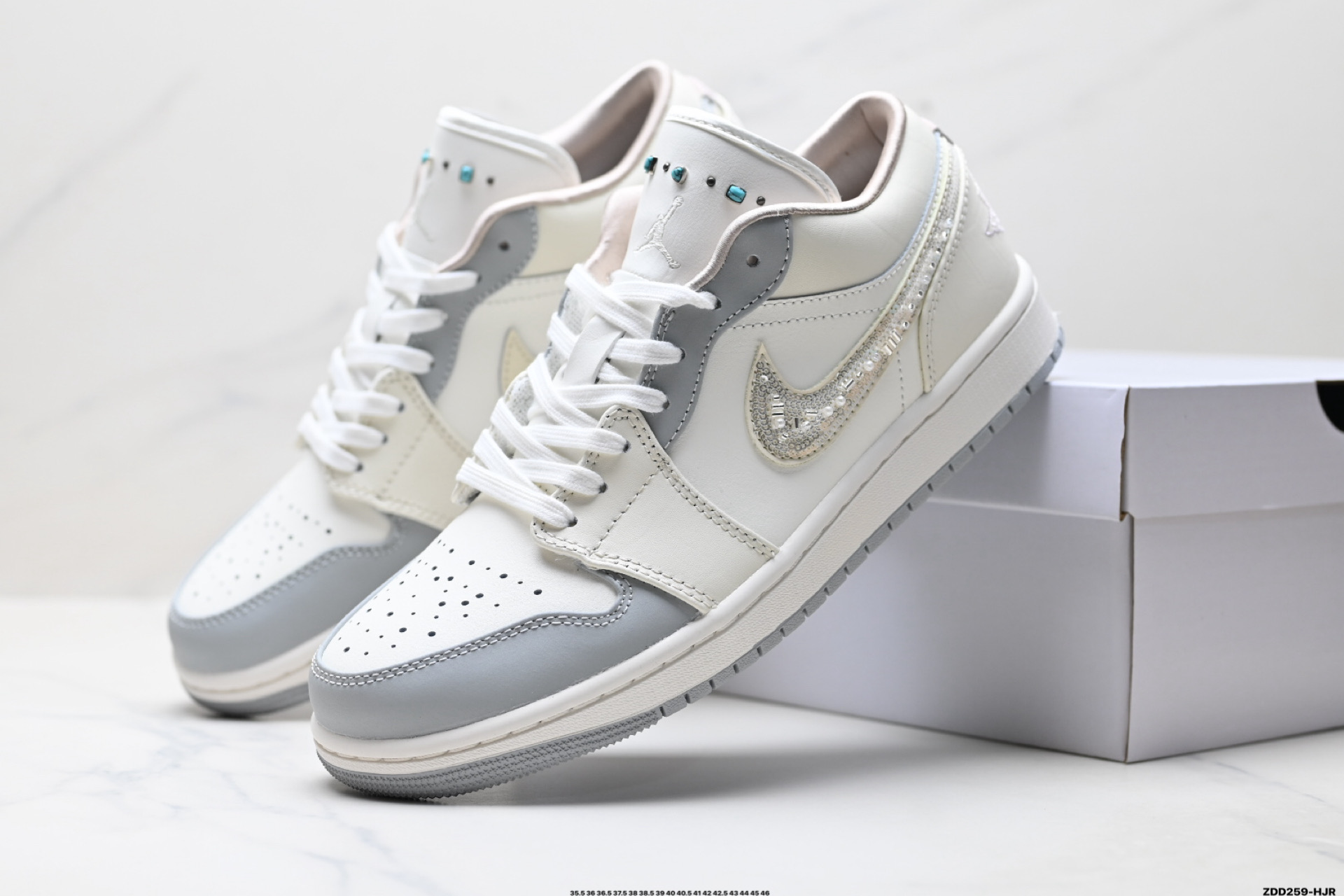 240 Nike Air Jordan 1 Low AJ1乔1低帮休闲板鞋 IH7323-100-Chinese  UA Cheap High Quatity Brand  Clothes Bags handbags Sneakers wholesale wholesaler seller from China Factory suppliers Fashion Clothing  Shoes best Quality Beautiful Price  240 Nike Air Jordan 1 Low AJ1乔1低帮休闲板鞋 IH7323-100