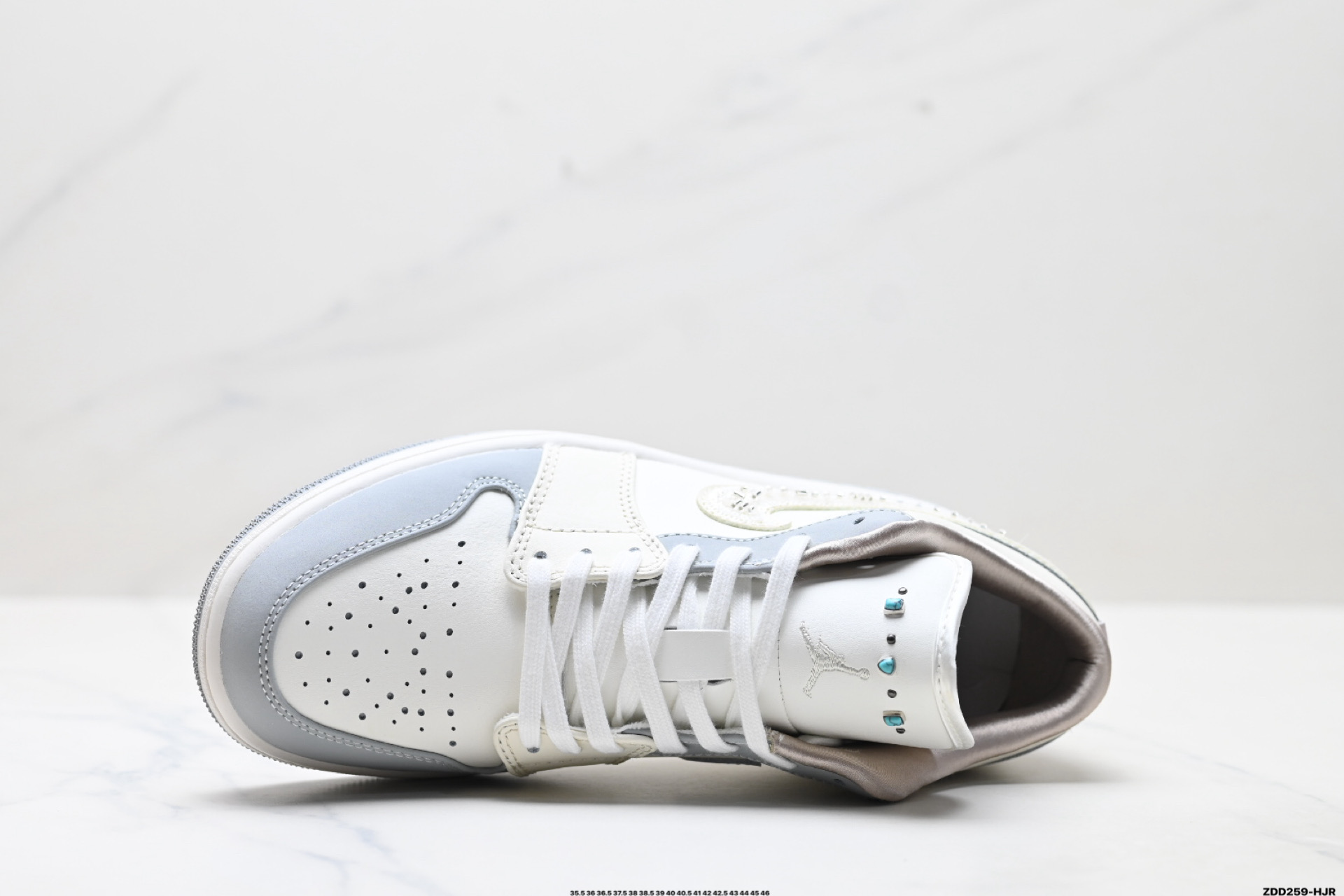 240 Nike Air Jordan 1 Low AJ1乔1低帮休闲板鞋 IH7323-100-Chinese  UA Cheap High Quatity Brand  Clothes Bags handbags Sneakers wholesale wholesaler seller from China Factory suppliers Fashion Clothing  Shoes best Quality Beautiful Price  240 Nike Air Jordan 1 Low AJ1乔1低帮休闲板鞋 IH7323-100