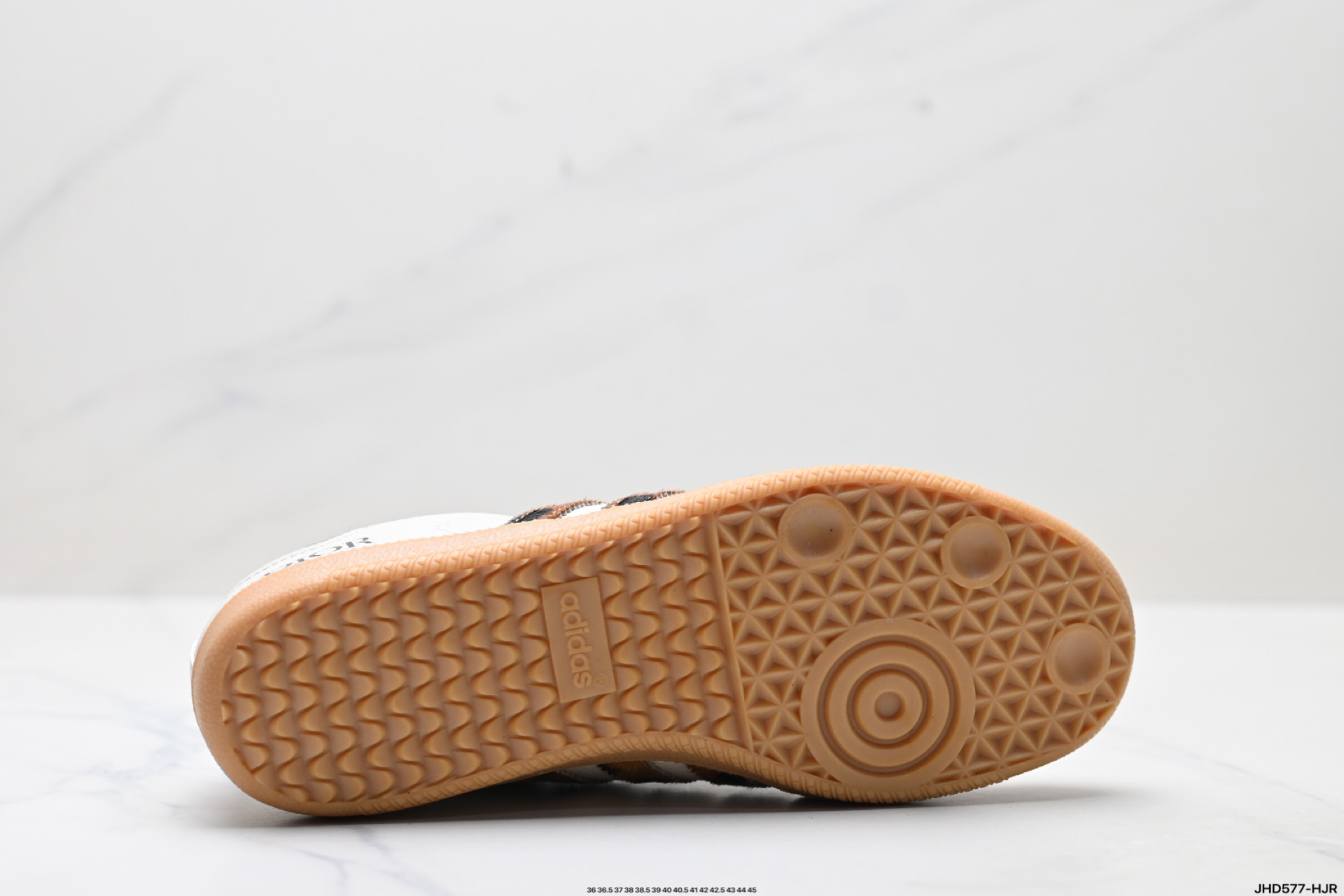 200 Adidas Originals Samba OG ‘DIY’桑巴舞系列 阿迪达斯 三叶草绅士德训足球风百搭低帮休闲运动板鞋 XR0009-Chinese UA Cheap High Quatity Brand Clothes Bags handbags Sneakers wholesale wholesaler seller from China Factory suppliers Fashion Clothing Shoes best Quality Beautiful Price 200 Adidas Originals Samba OG ‘DIY’桑巴舞系列 阿迪达斯 三叶草绅士德训足球风百搭低帮休闲运动板鞋 XR0009