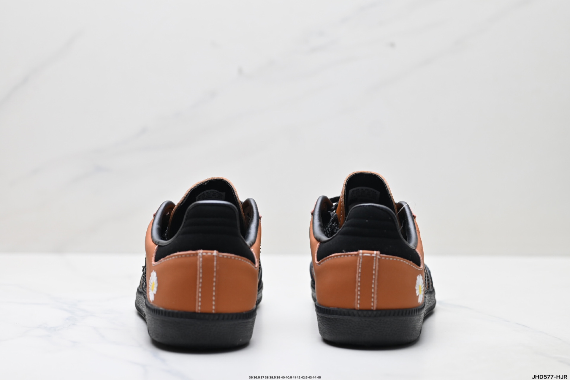 200 Adidas Originals Samba OG ‘DIY’桑巴舞系列 阿迪达斯 三叶草绅士德训足球风百搭低帮休闲运动板鞋 XR0008-Chinese UA Cheap High Quatity Brand Clothes Bags handbags Sneakers wholesale wholesaler seller from China Factory suppliers Fashion Clothing Shoes best Quality Beautiful Price 200 Adidas Originals Samba OG ‘DIY’桑巴舞系列 阿迪达斯 三叶草绅士德训足球风百搭低帮休闲运动板鞋 XR0008