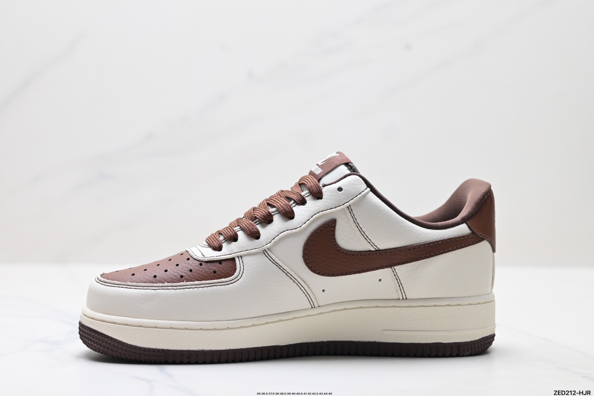 270 NIKE AIR FORCE 1‘07 KK1988-087