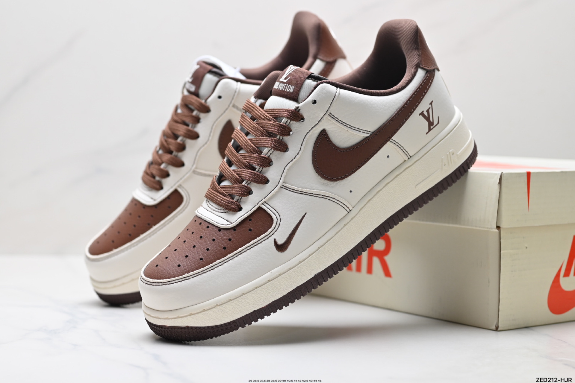 270 NIKE AIR FORCE 1‘07 KK1988-087