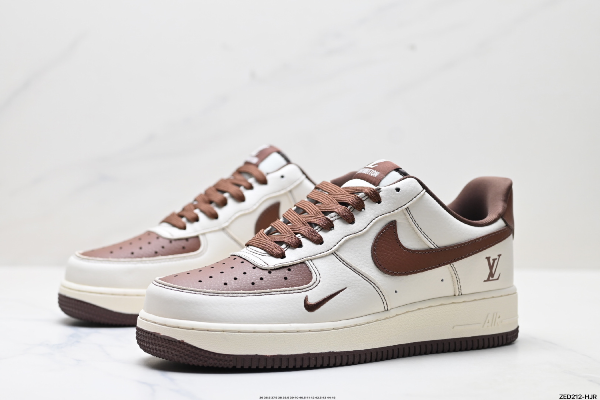 270 NIKE AIR FORCE 1‘07 KK1988-087
