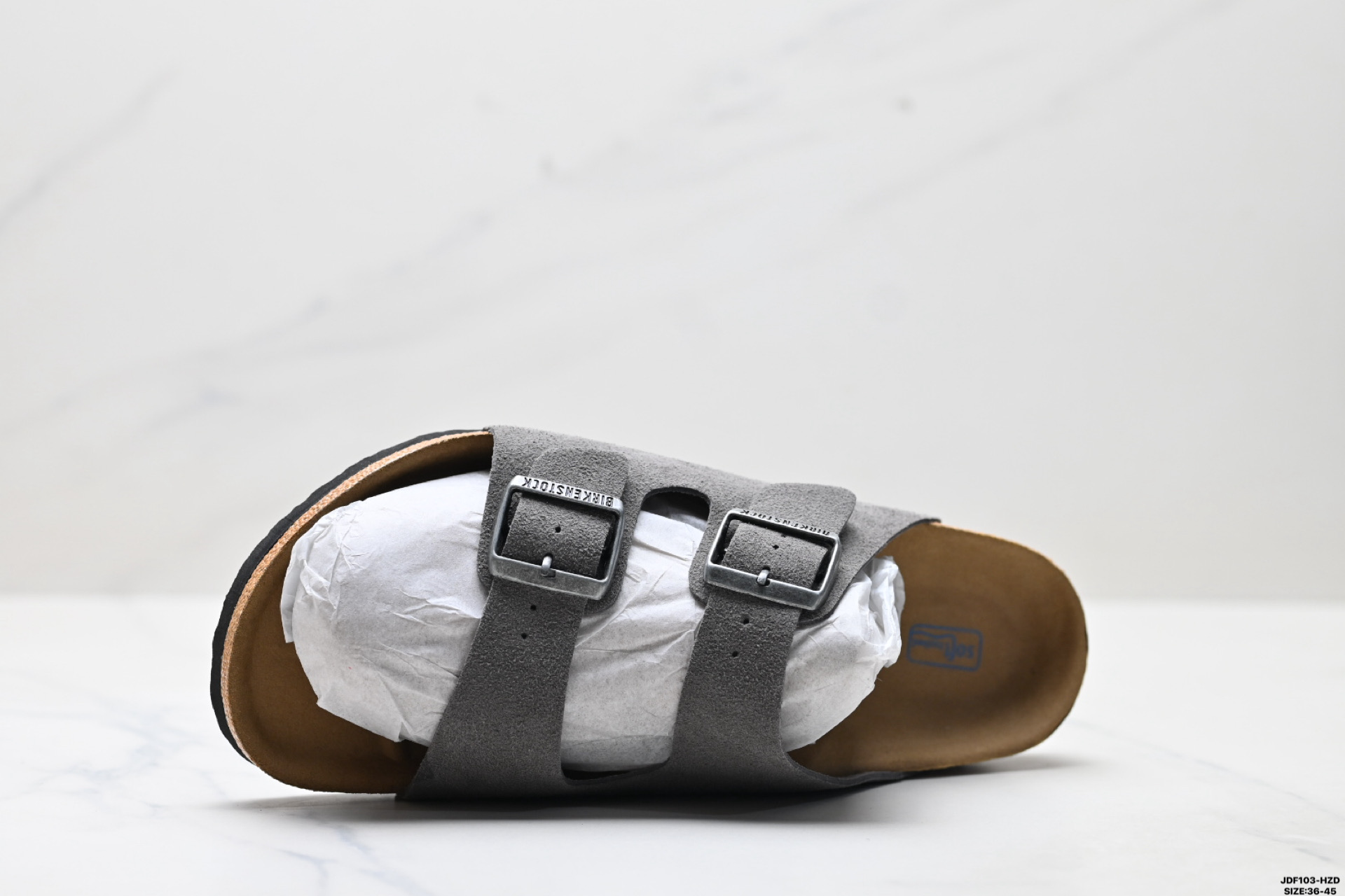 💰145
真标✅Birkenstock勃肯半拖凉鞋系列 
克罗心双扣金属扣设计 双杠绑带夏季凉鞋
尺码:36-45
ID:JDF103-HZD