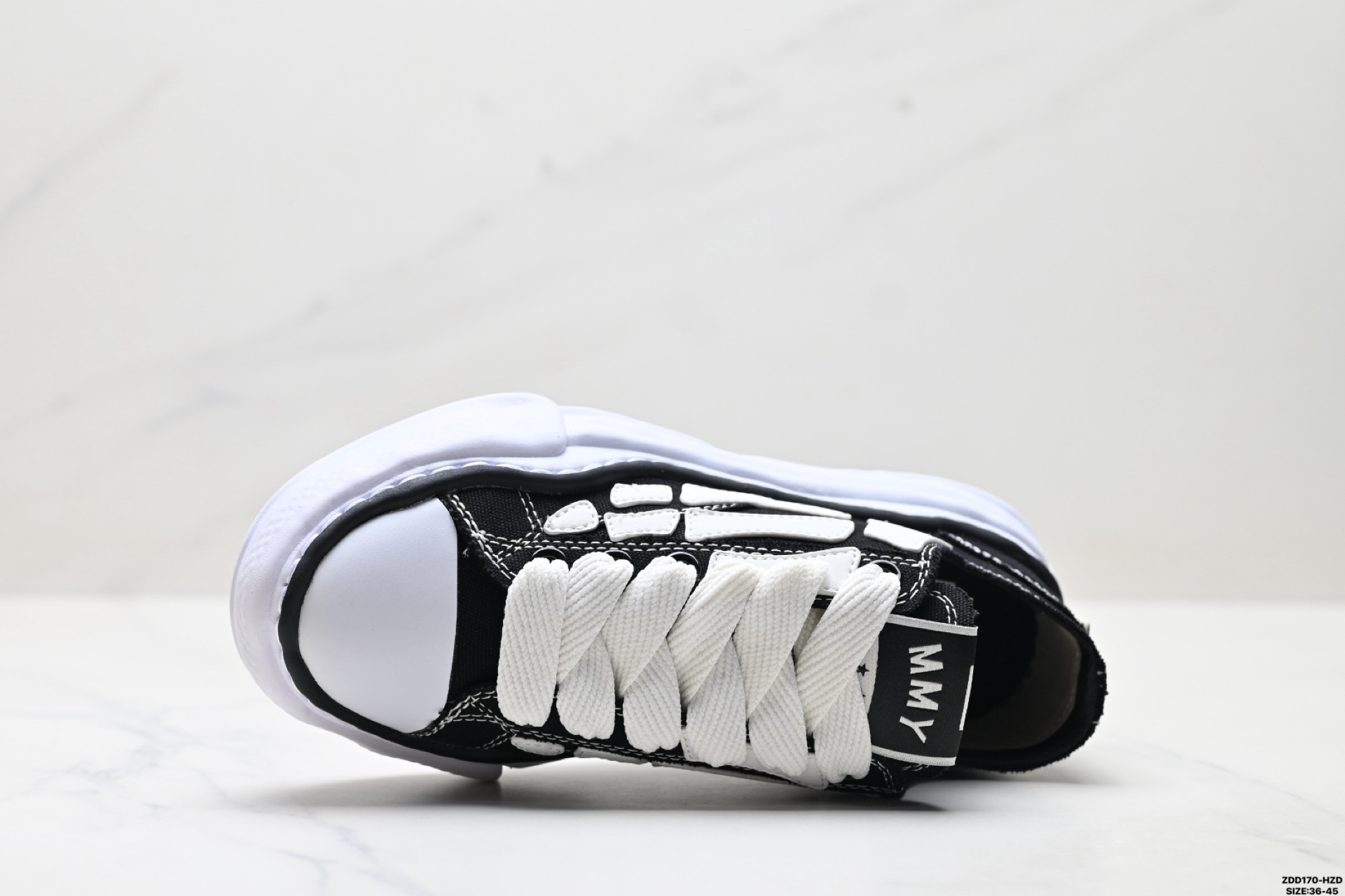 240 MIHARA YASUHIRO三原康裕 Hank 运动 低帮 MMY时尚帆布板鞋-Chinese UA Cheap High Quatity Brand Clothes Bags handbags Sneakers wholesale wholesaler seller from China Factory suppliers Fashion Clothing Shoes best Quality Beautiful Price 240 MIHARA YASUHIRO三原康裕 Hank 运动 低帮 MMY时尚帆布板鞋