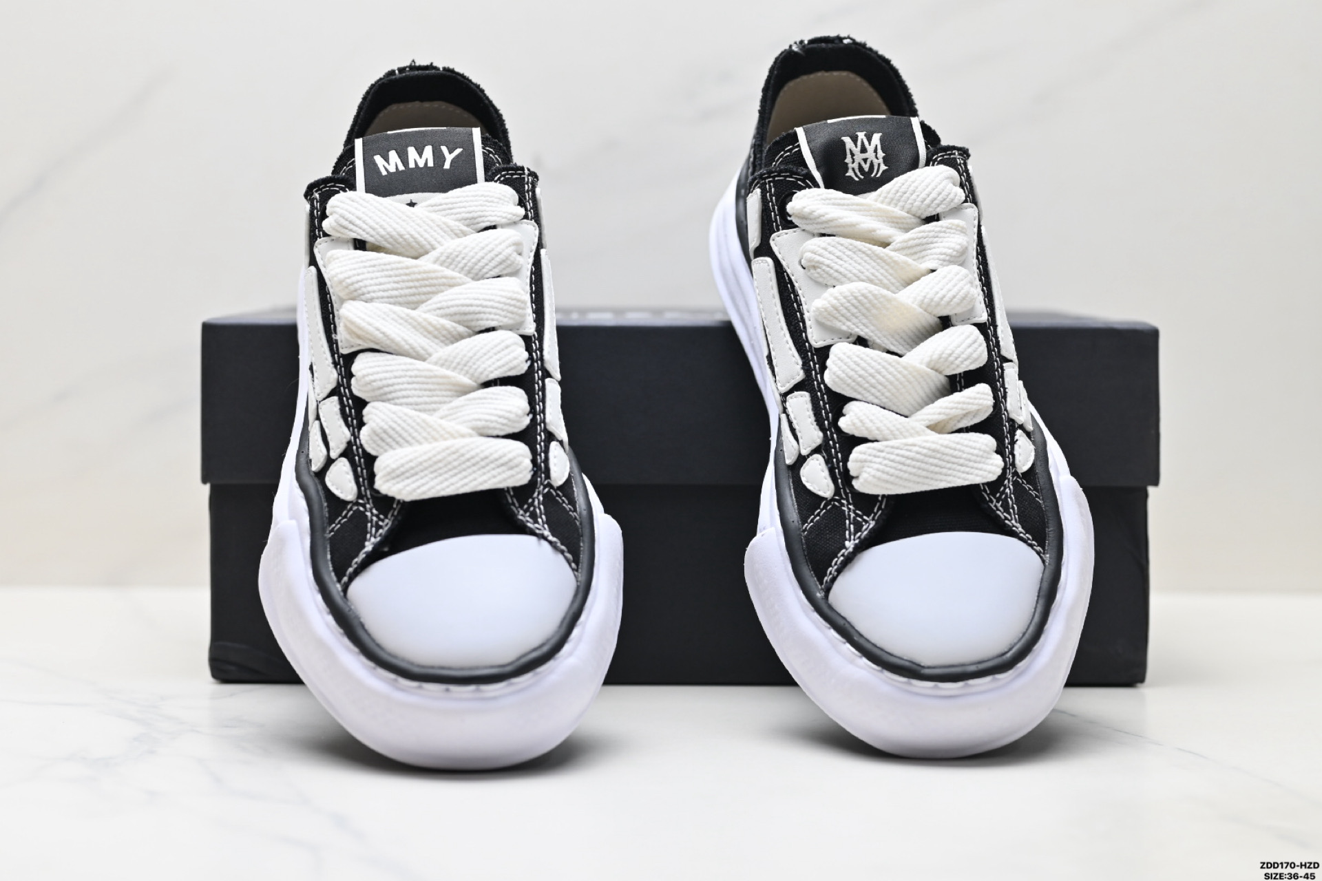 240 MIHARA YASUHIRO三原康裕 Hank 运动 低帮 MMY时尚帆布板鞋-Chinese UA Cheap High Quatity Brand Clothes Bags handbags Sneakers wholesale wholesaler seller from China Factory suppliers Fashion Clothing Shoes best Quality Beautiful Price 240 MIHARA YASUHIRO三原康裕 Hank 运动 低帮 MMY时尚帆布板鞋