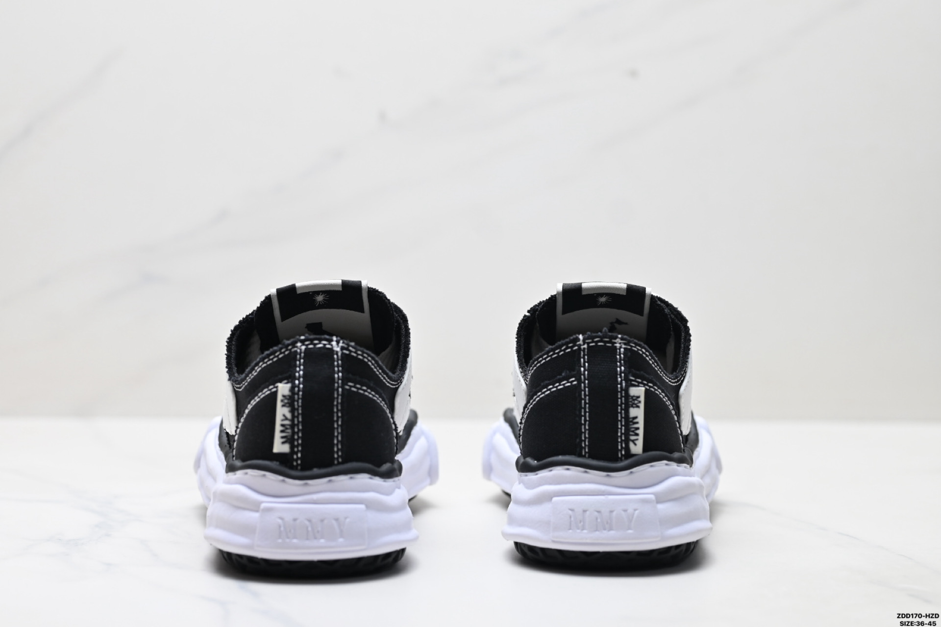 240 MIHARA YASUHIRO三原康裕 Hank 运动 低帮 MMY时尚帆布板鞋-Chinese UA Cheap High Quatity Brand Clothes Bags handbags Sneakers wholesale wholesaler seller from China Factory suppliers Fashion Clothing Shoes best Quality Beautiful Price 240 MIHARA YASUHIRO三原康裕 Hank 运动 低帮 MMY时尚帆布板鞋