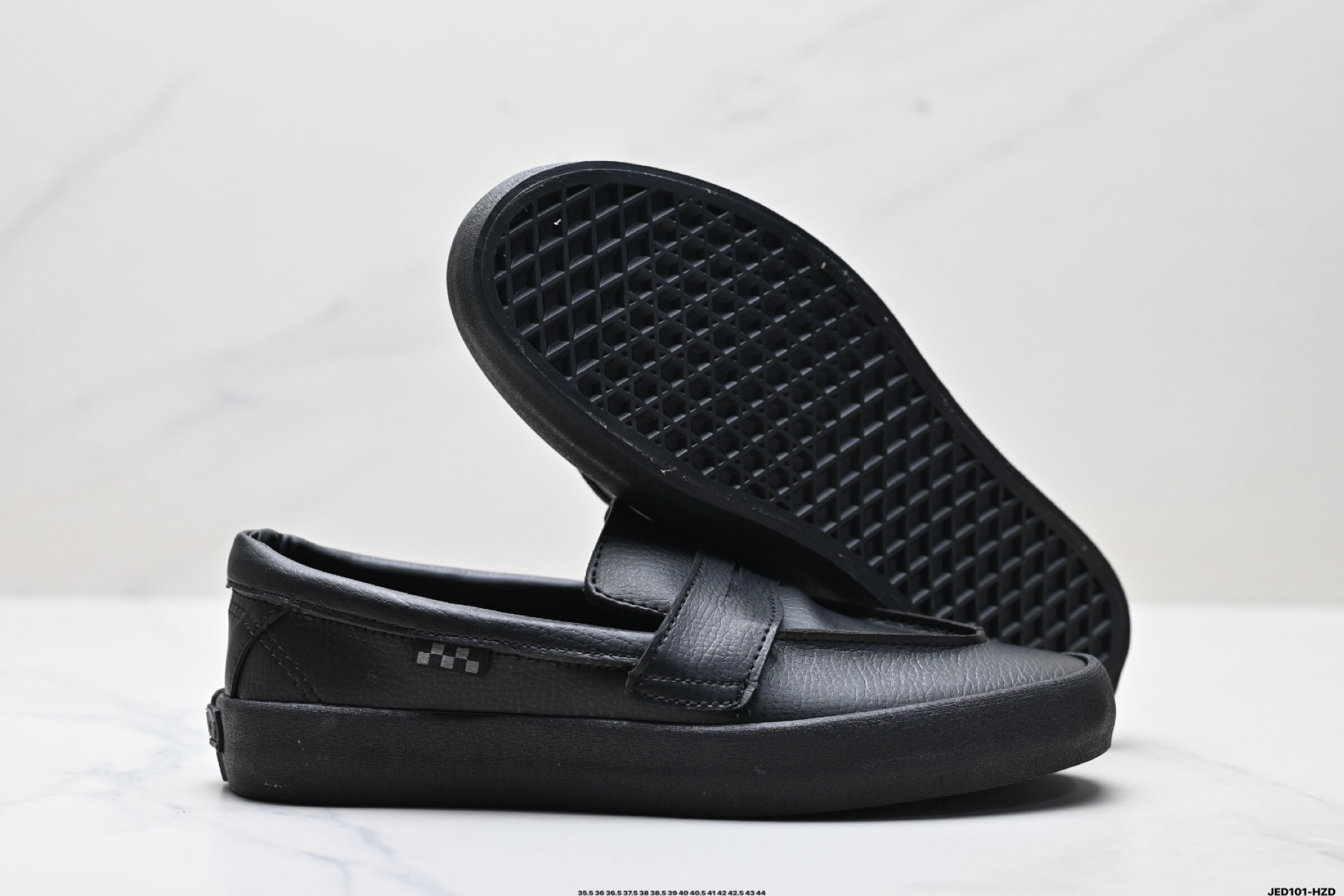 160 Vans范斯 SKATE LOAFER 舒适 平跟一脚蹬 低帮 板鞋 VNOA5DXU1C-Chinese UA Cheap High Quatity Brand Clothes Bags handbags Sneakers wholesale wholesaler seller from China Factory suppliers Fashion Clothing Shoes best Quality Beautiful Price 160 Vans范斯 SKATE LOAFER 舒适 平跟一脚蹬 低帮 板鞋 VNOA5DXU1C