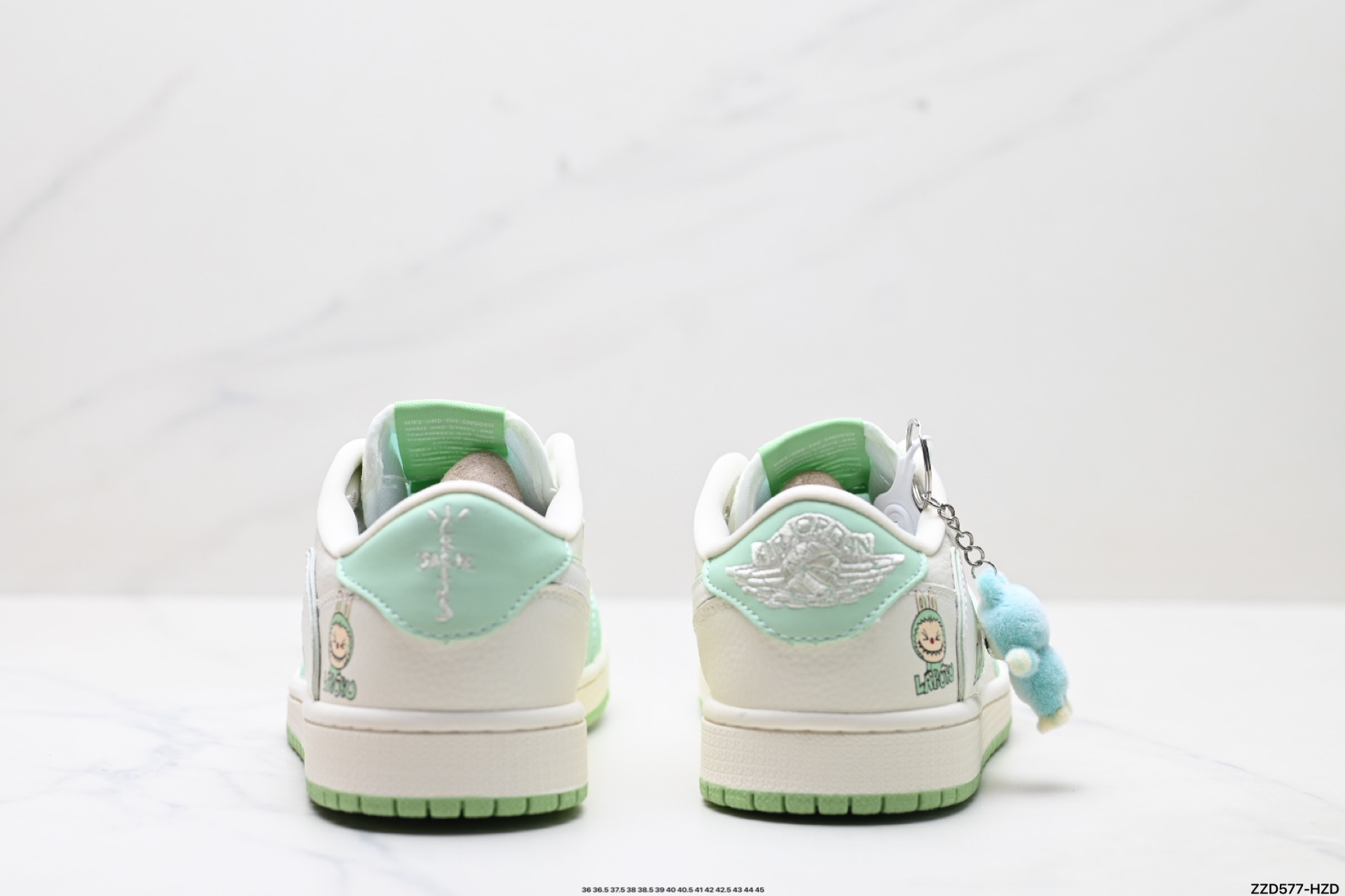 260 Nike Air Jordan 1 x Travis Scott AJ1倒勾 乔一倒钩 ‘DIY’定制 耐克 低帮文化篮球鞋 XB1979-018-Chinese UA Cheap High Quatity Brand Clothes Bags handbags Sneakers wholesale wholesaler seller from China Factory suppliers Fashion Clothing Shoes best Quality Beautiful Price 260 Nike Air Jordan 1 x Travis Scott AJ1倒勾 乔一倒钩 ‘DIY’定制 耐克 低帮文化篮球鞋 XB1979-018