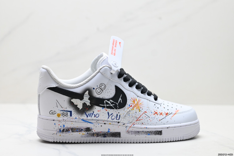 Nike Air Force 1 '07: עיצוב אייקוני, נוחות מרבית וסגנון ייחודי לך 1 Nike Air Force 1 ’07: עיצוב אייקוני, נוחות מרבית וסגנון ייחודי לך